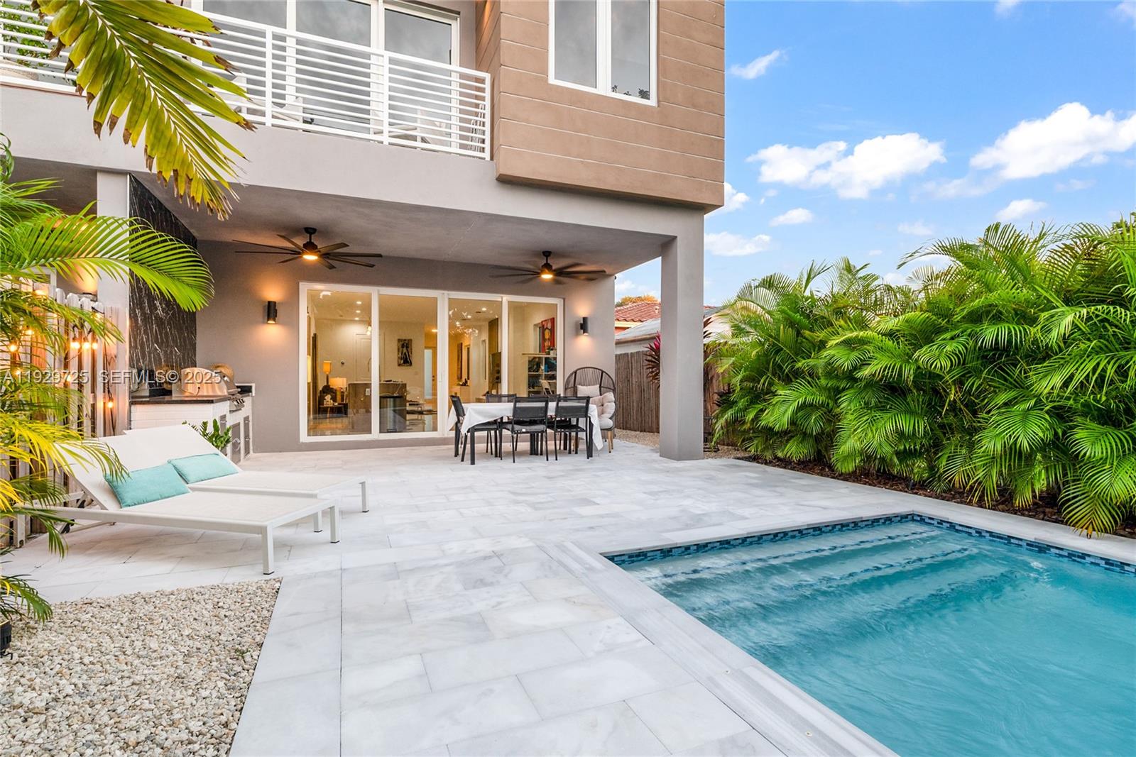 CORAL PLACE REV - Residential