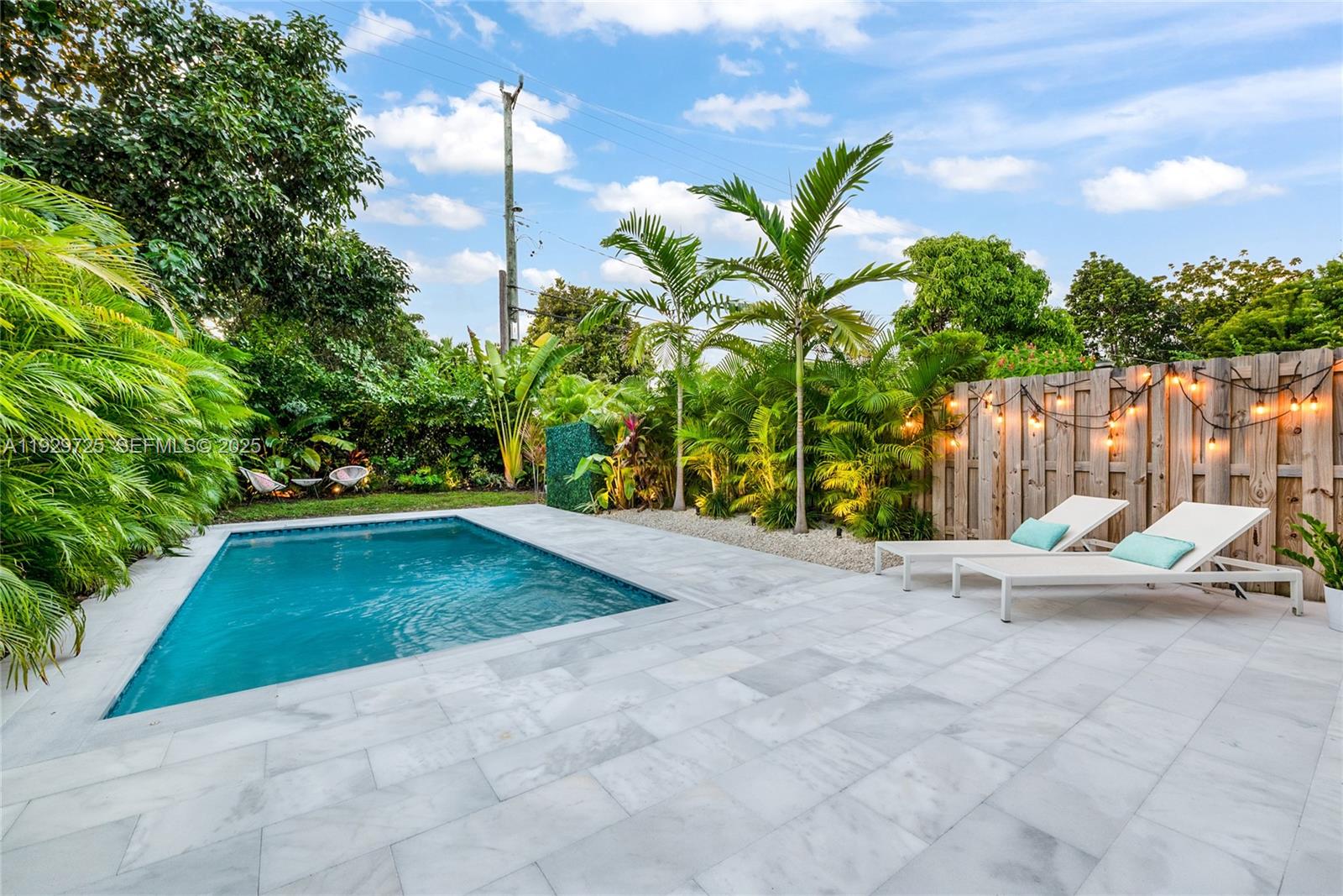 CORAL PLACE REV - Residential