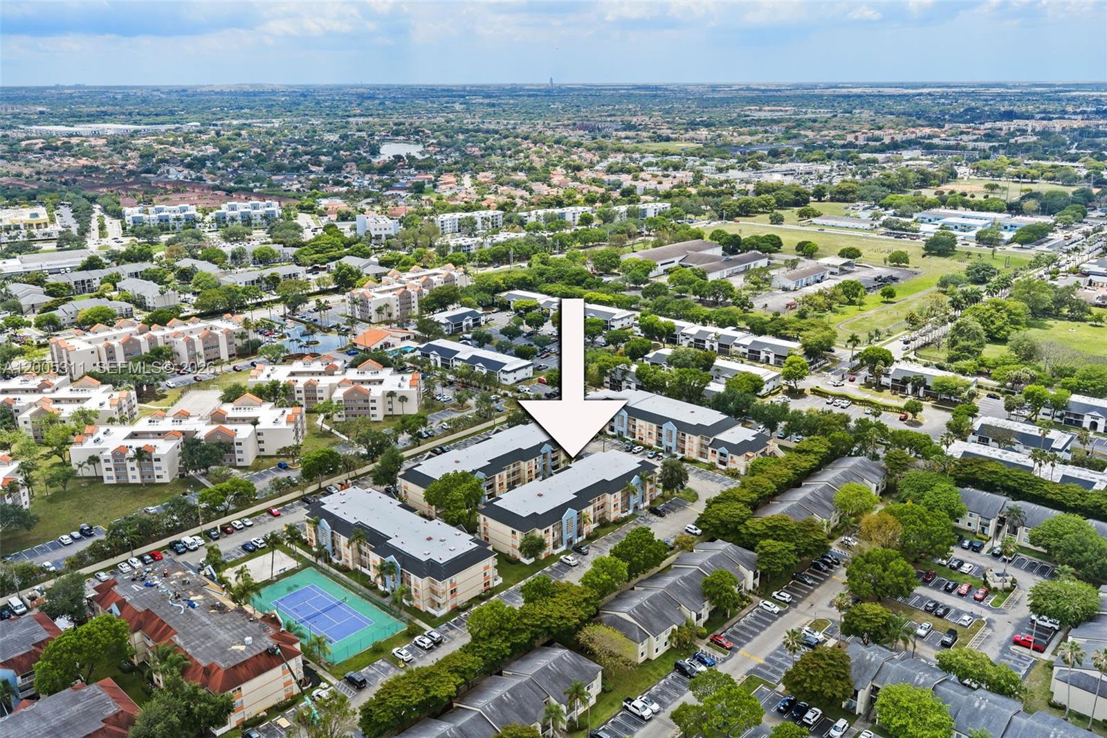 VILLA RUSTICA I CONDO - Residential