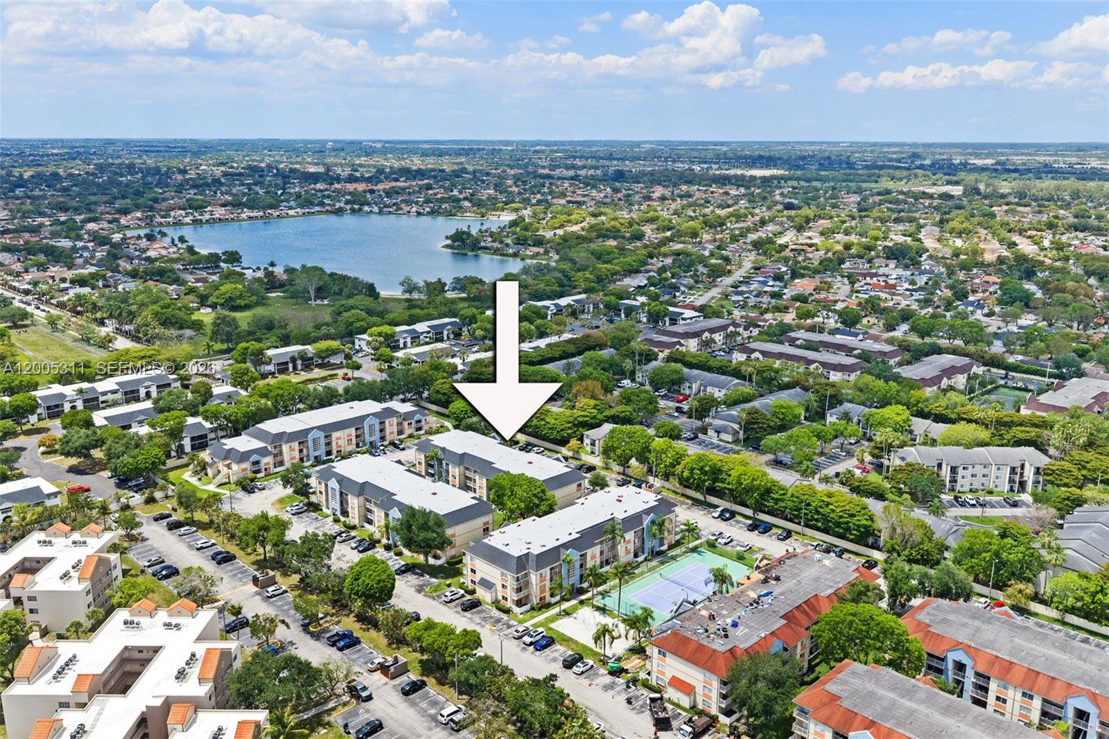 VILLA RUSTICA I CONDO - Residential