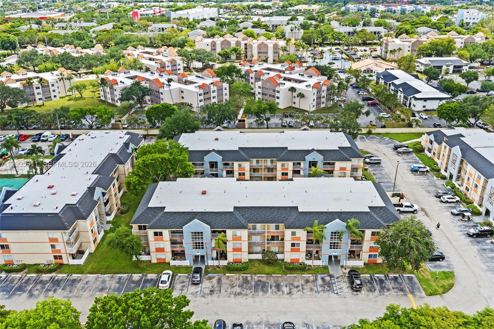 VILLA RUSTICA I CONDO - Residential