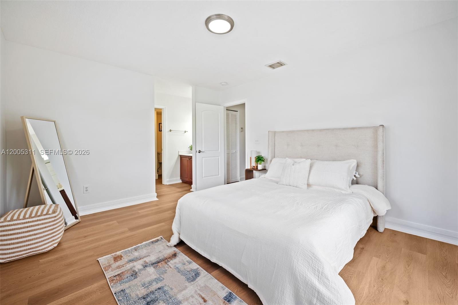 VILLA RUSTICA I CONDO - Residential