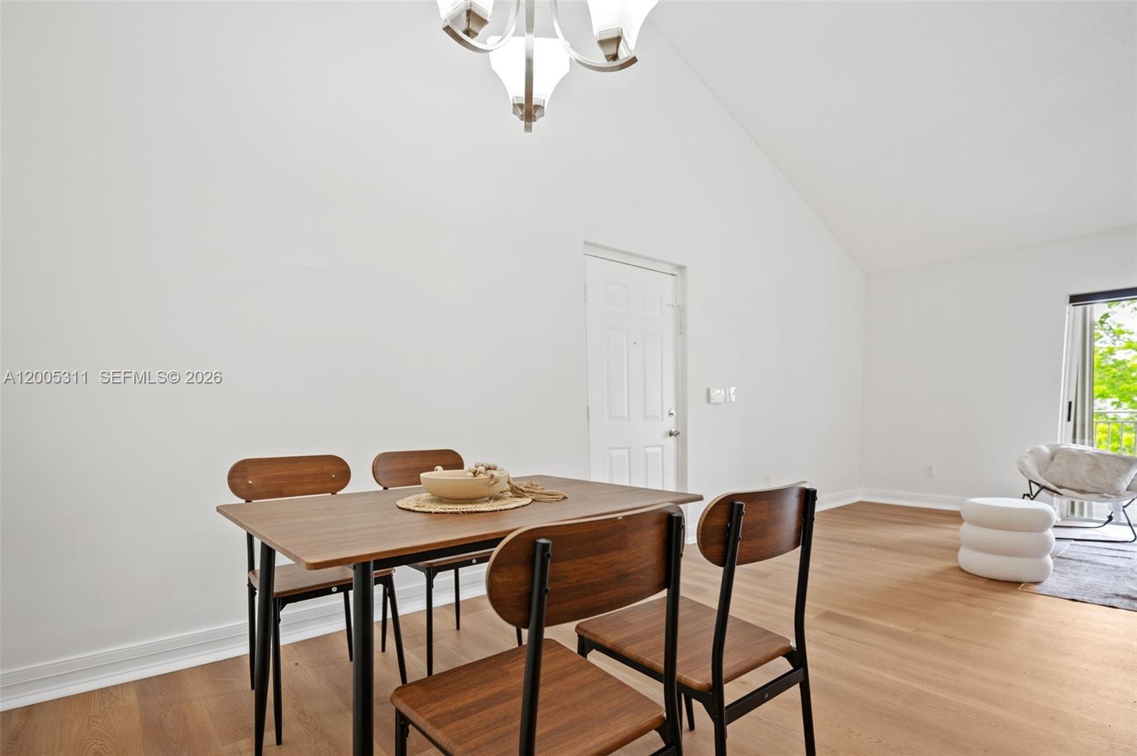 VILLA RUSTICA I CONDO - Residential