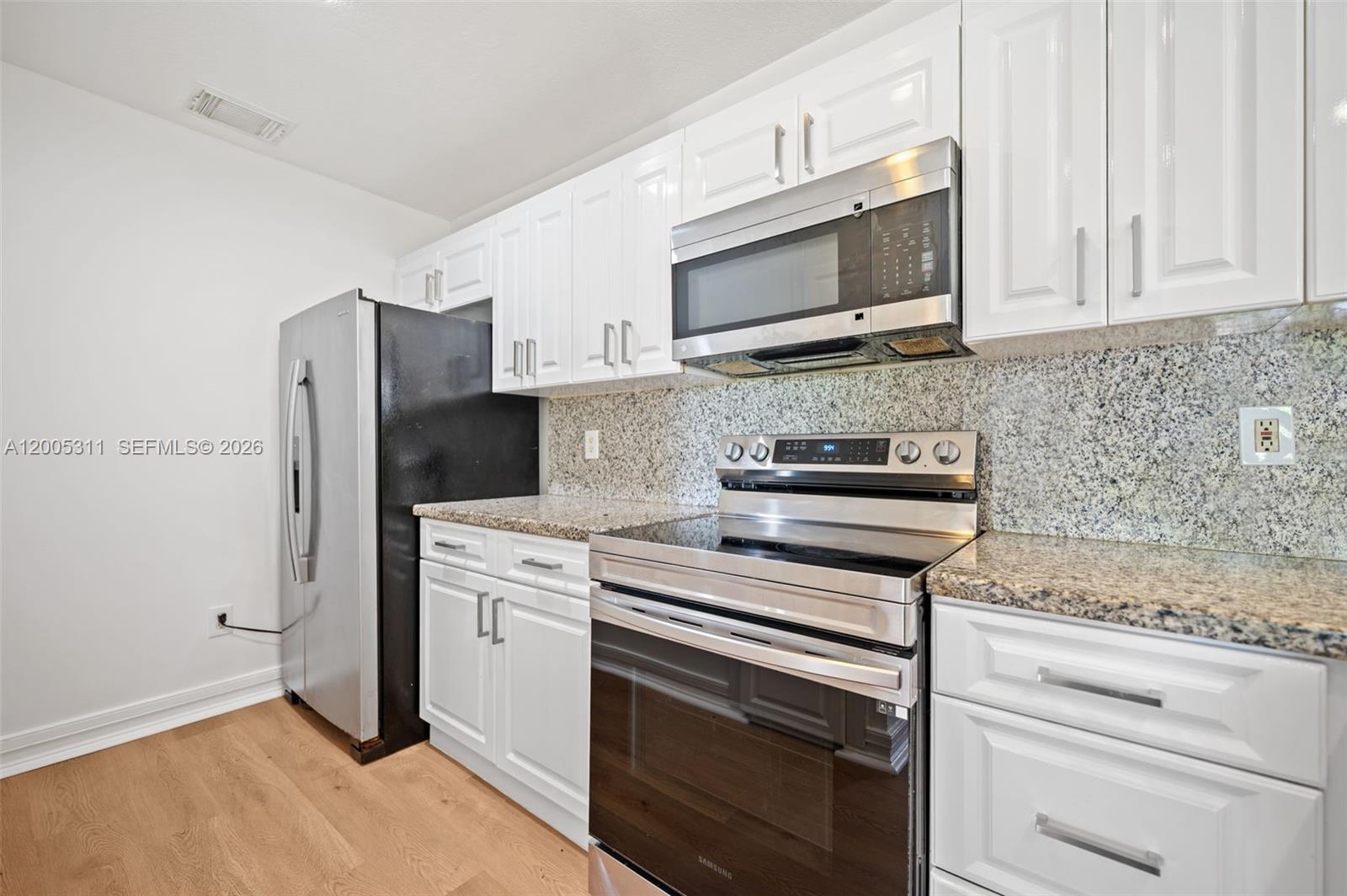 VILLA RUSTICA I CONDO - Residential