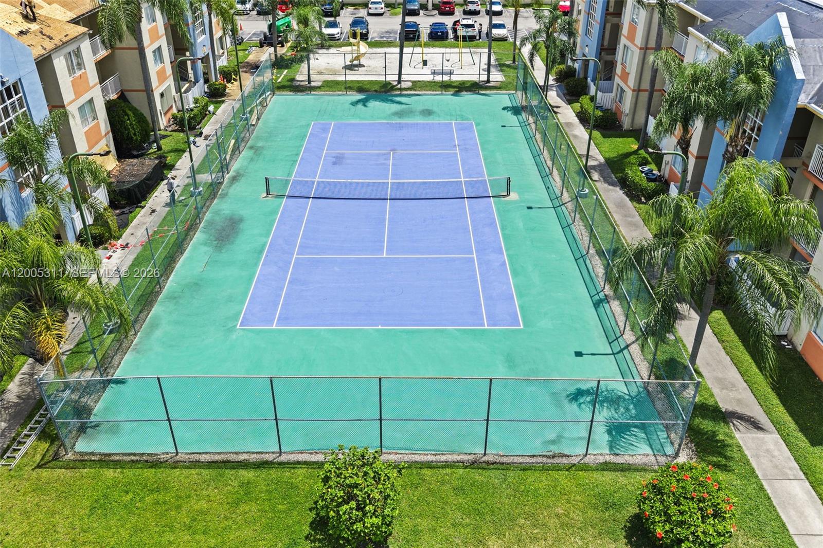 VILLA RUSTICA I CONDO - Residential