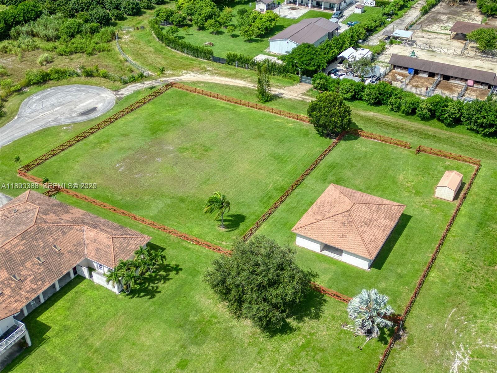 View photos, virtual tours, details... 27743 SW 172nd Pl