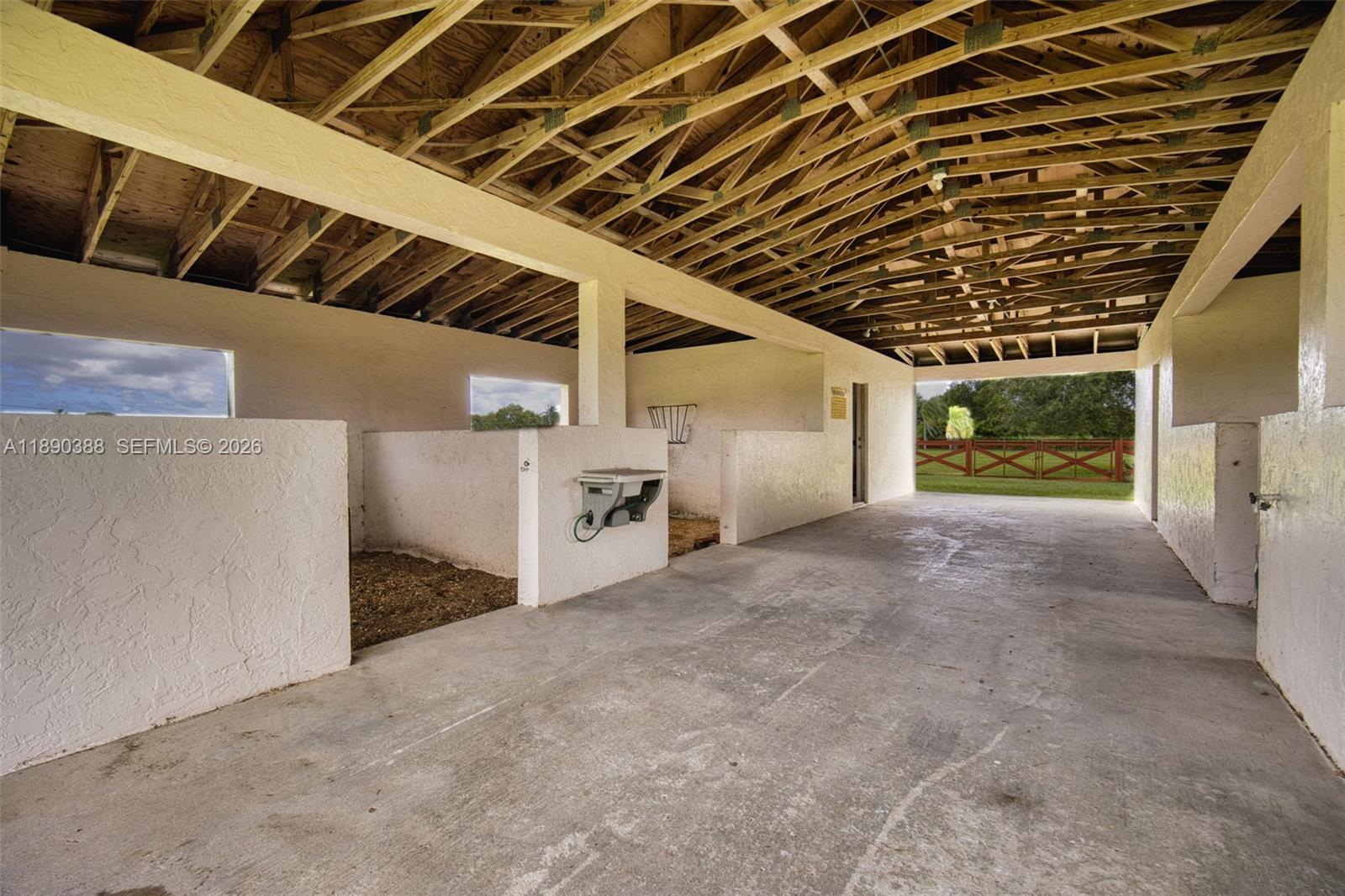 THE REDLANDS SEC 3 - Land