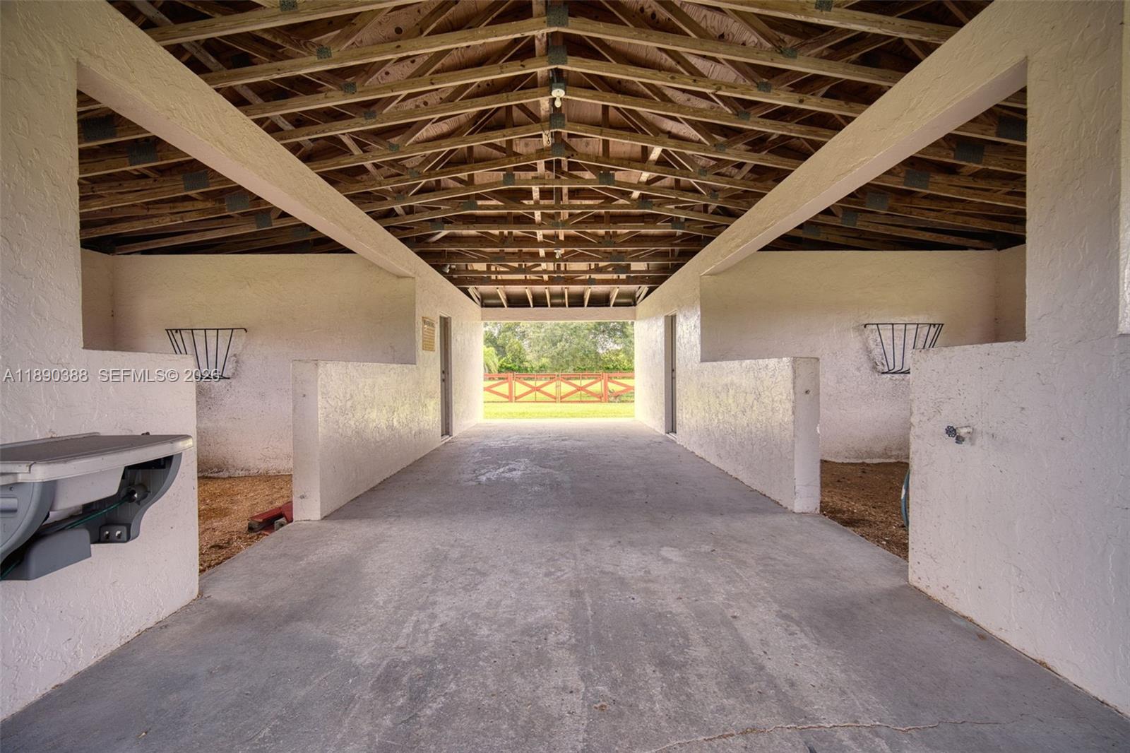 THE REDLANDS SEC 3 - Land