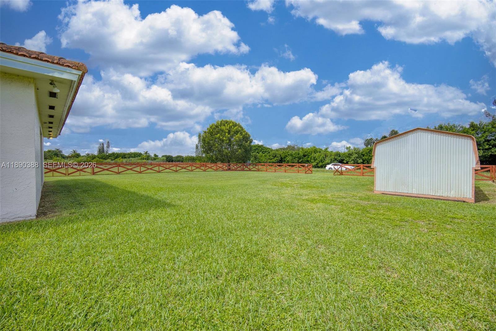 THE REDLANDS SEC 3 - Land