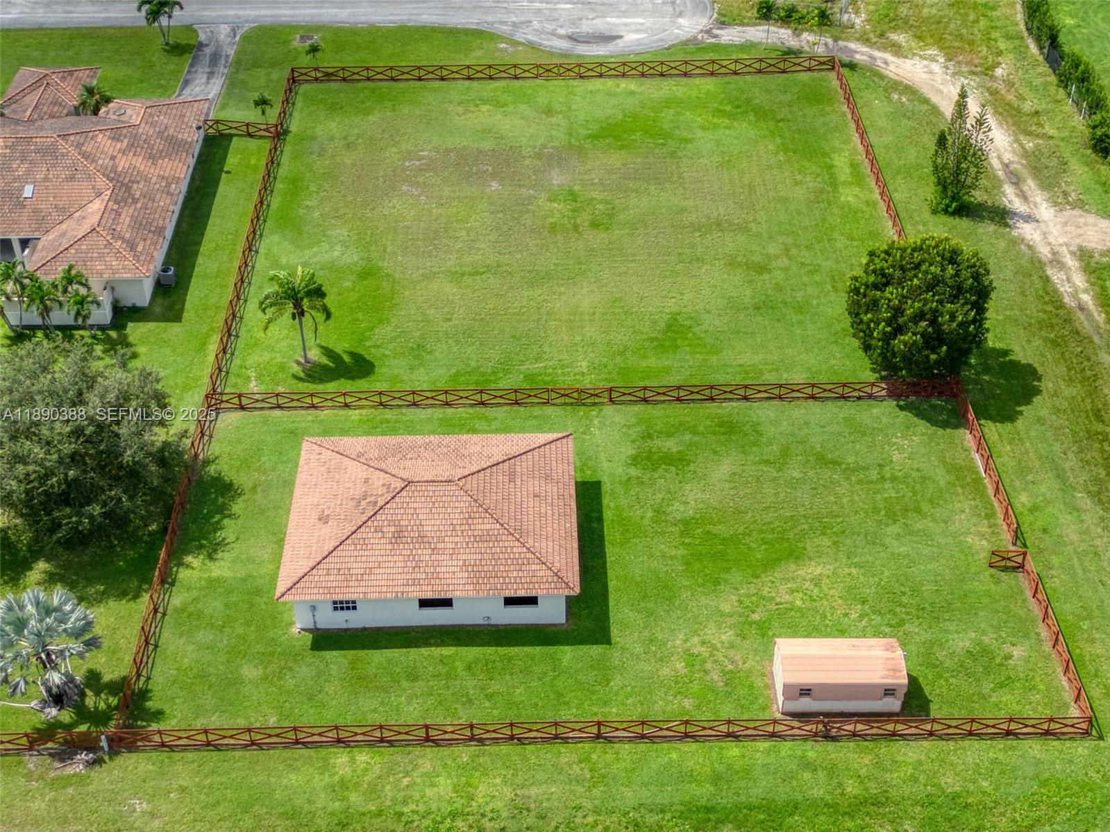 View photos, virtual tours, details... 27743 SW 172nd Pl