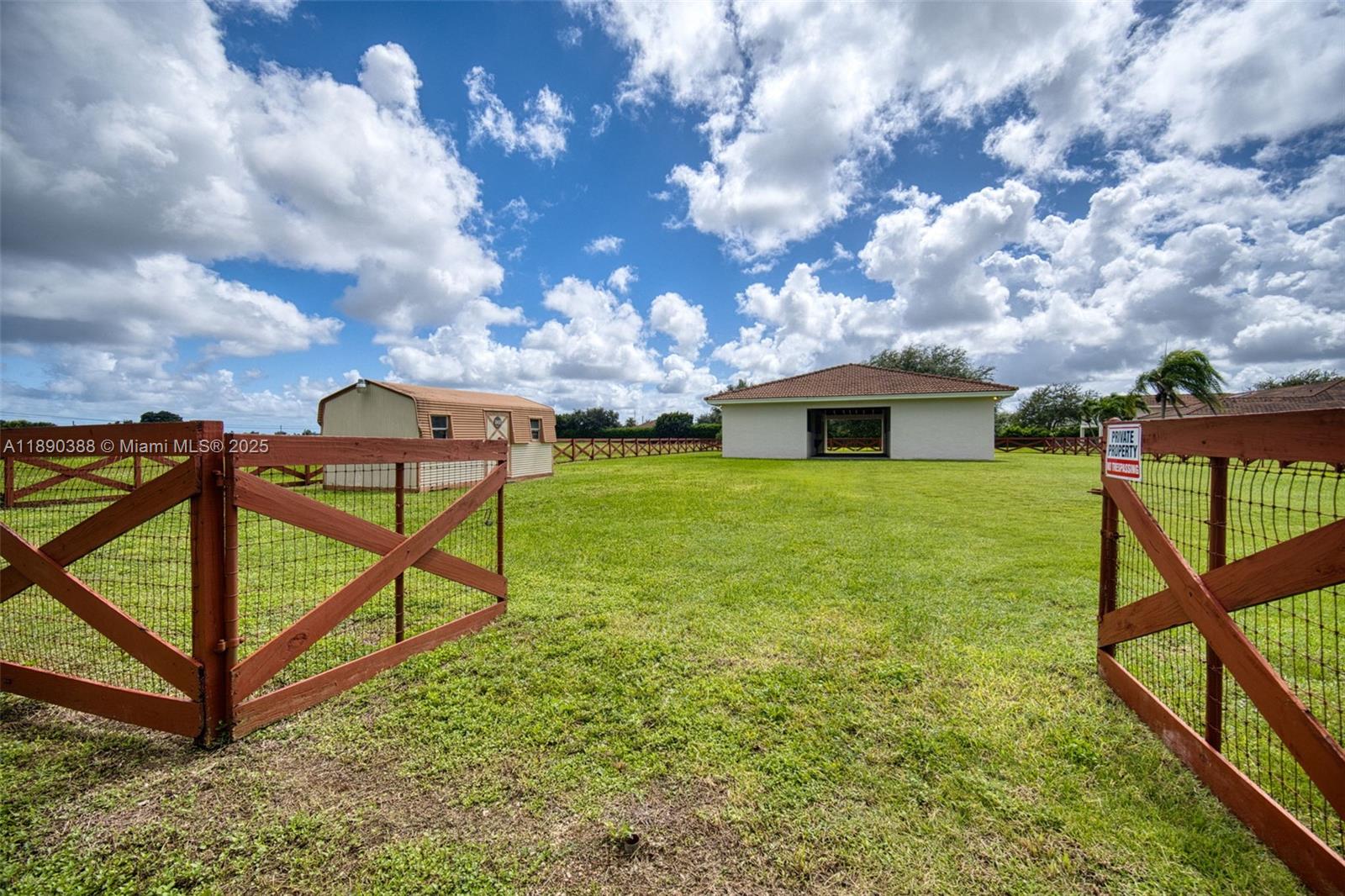 THE REDLANDS SEC 3 - Land