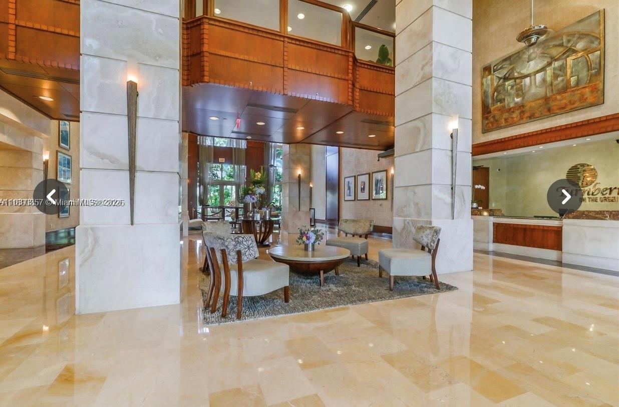 TURNBERRY ON THE GREEN CO - Residential Lease
