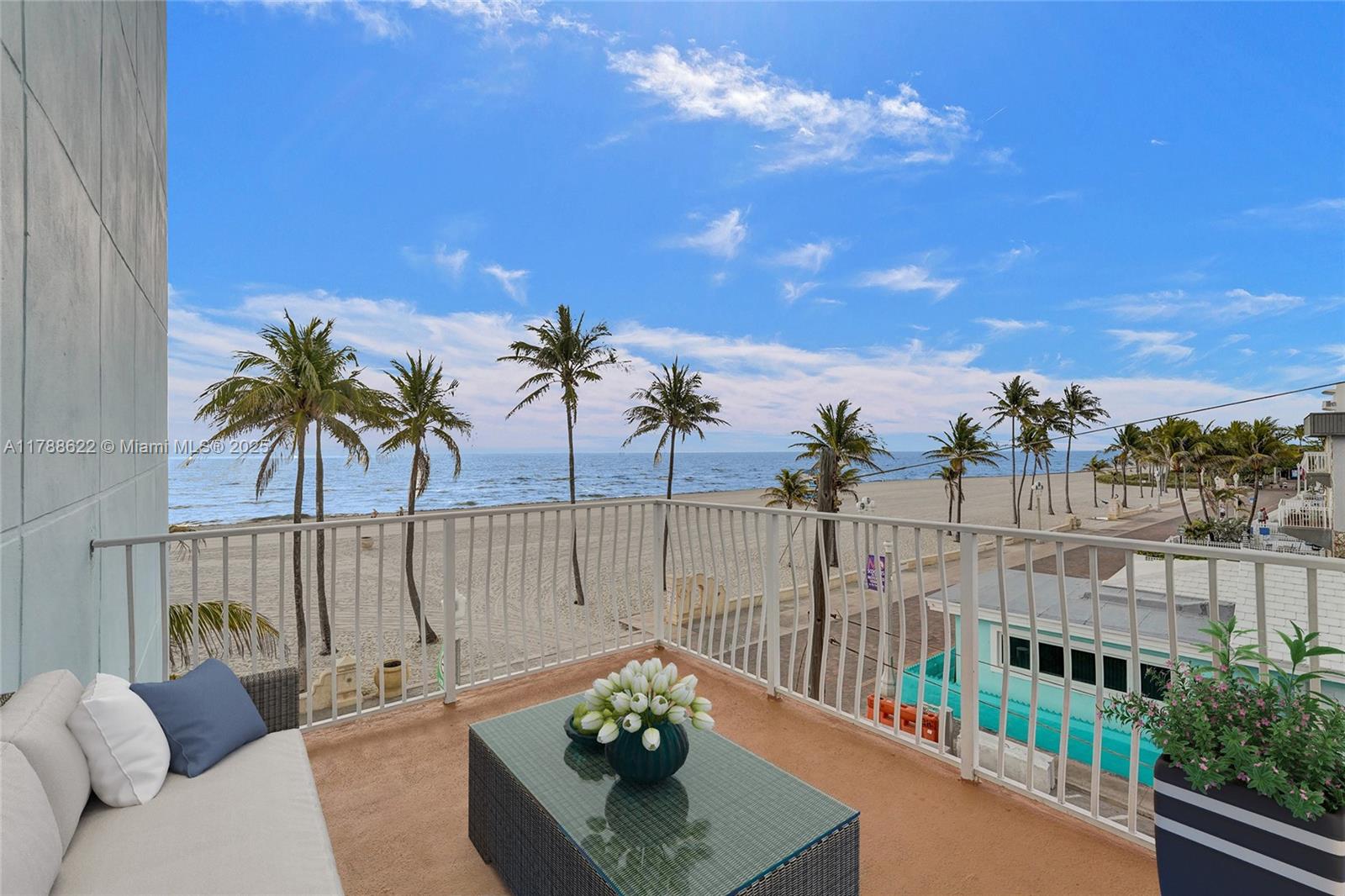 300 Oregon St 201, Hollywood, Broward County, Florida - 2 Bedrooms  
2 Bathrooms - 