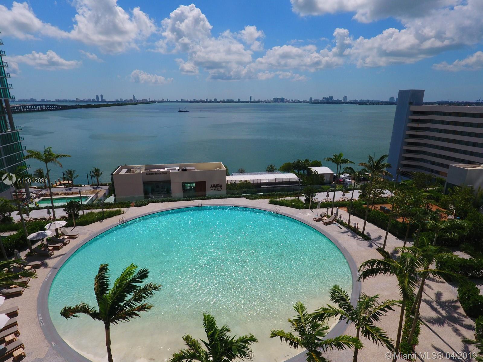 GRAN PARAISO - Residential Lease