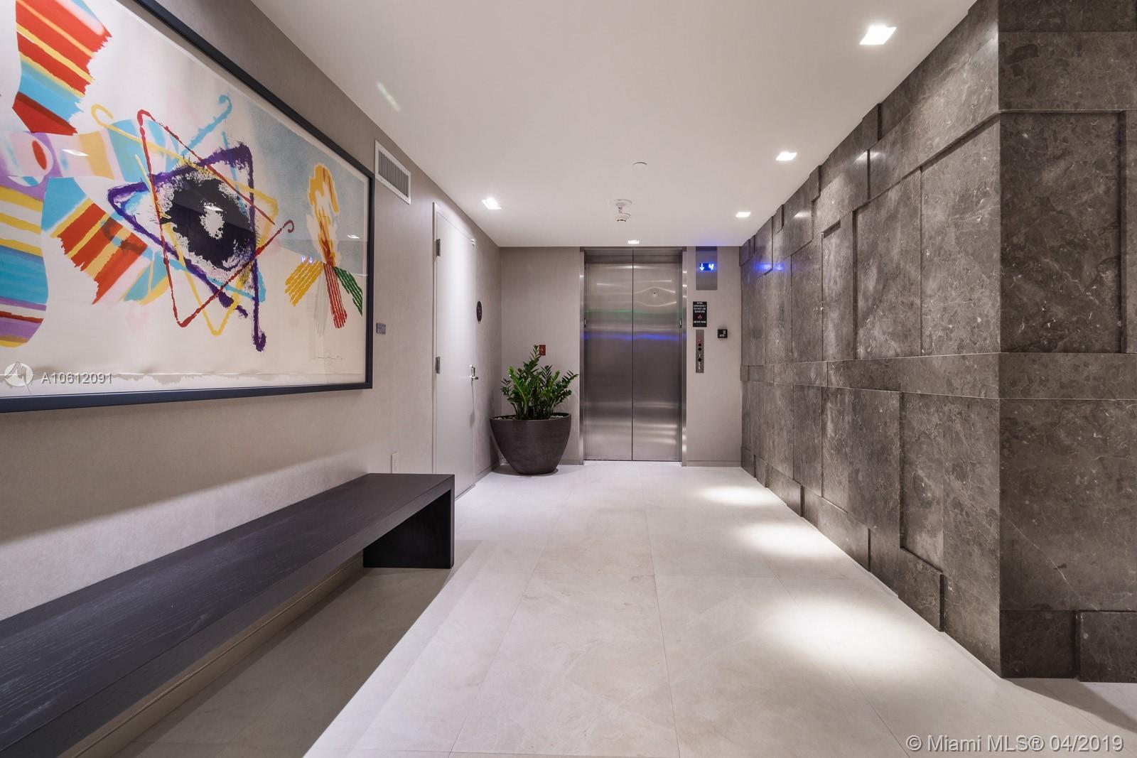 GRAN PARAISO - Residential Lease