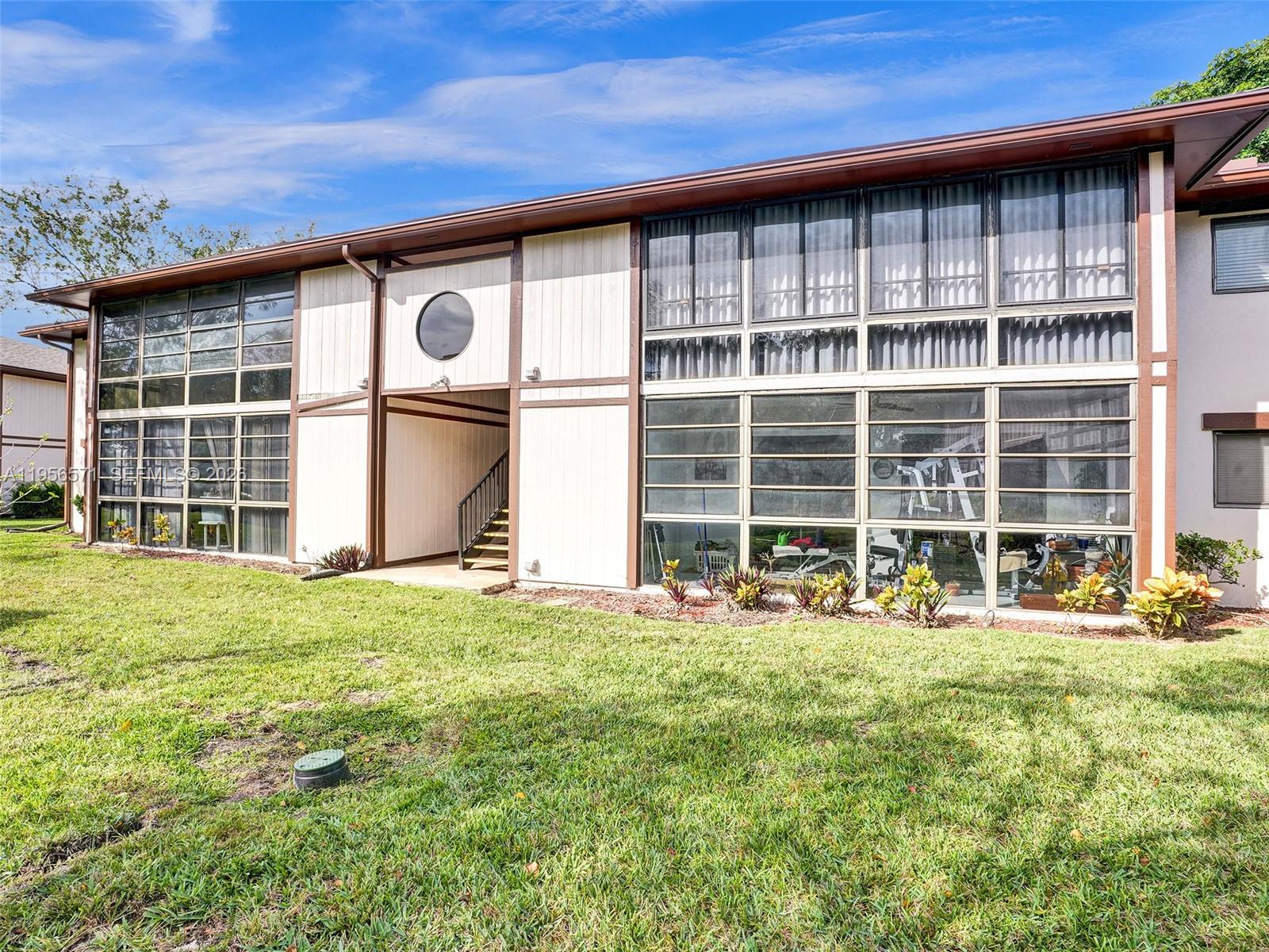 BELFORT CONDOMINIUM - Residential Lease