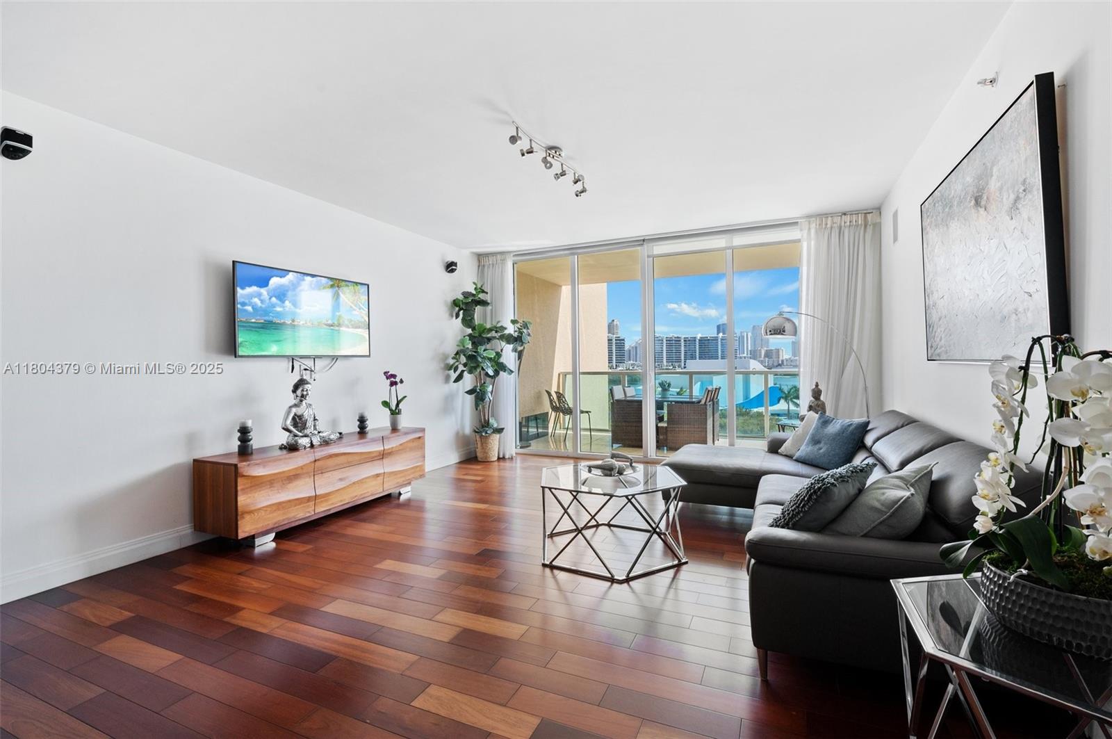 AVENTURA MARINA CONDO NUM - Residential