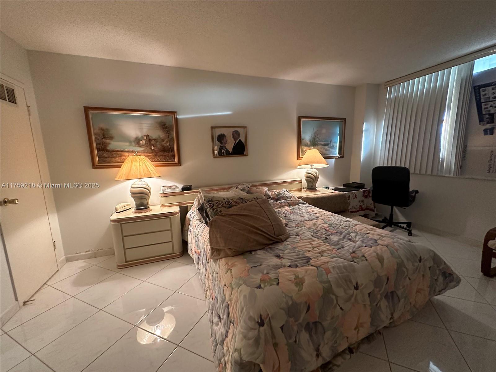 PARKER DORADO CONDO - Residential
