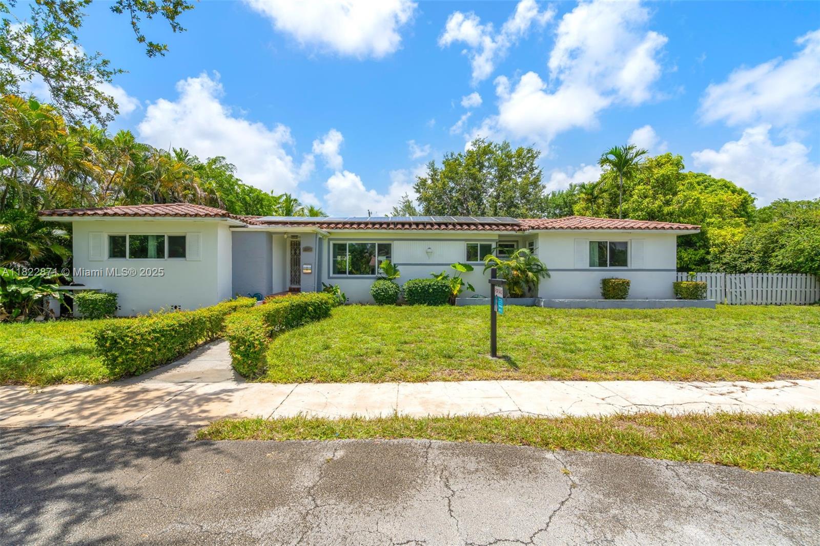 Property for Sale at 170 Nw 105th St, Miami Shores, Miami-Dade County, Florida - Bedrooms: 5 
Bathrooms: 3  - $2,150,000
