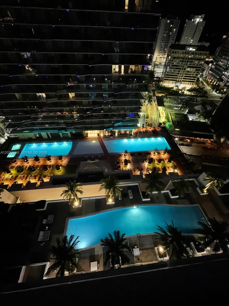 INFINITY AT BRICKELL COND - Residential