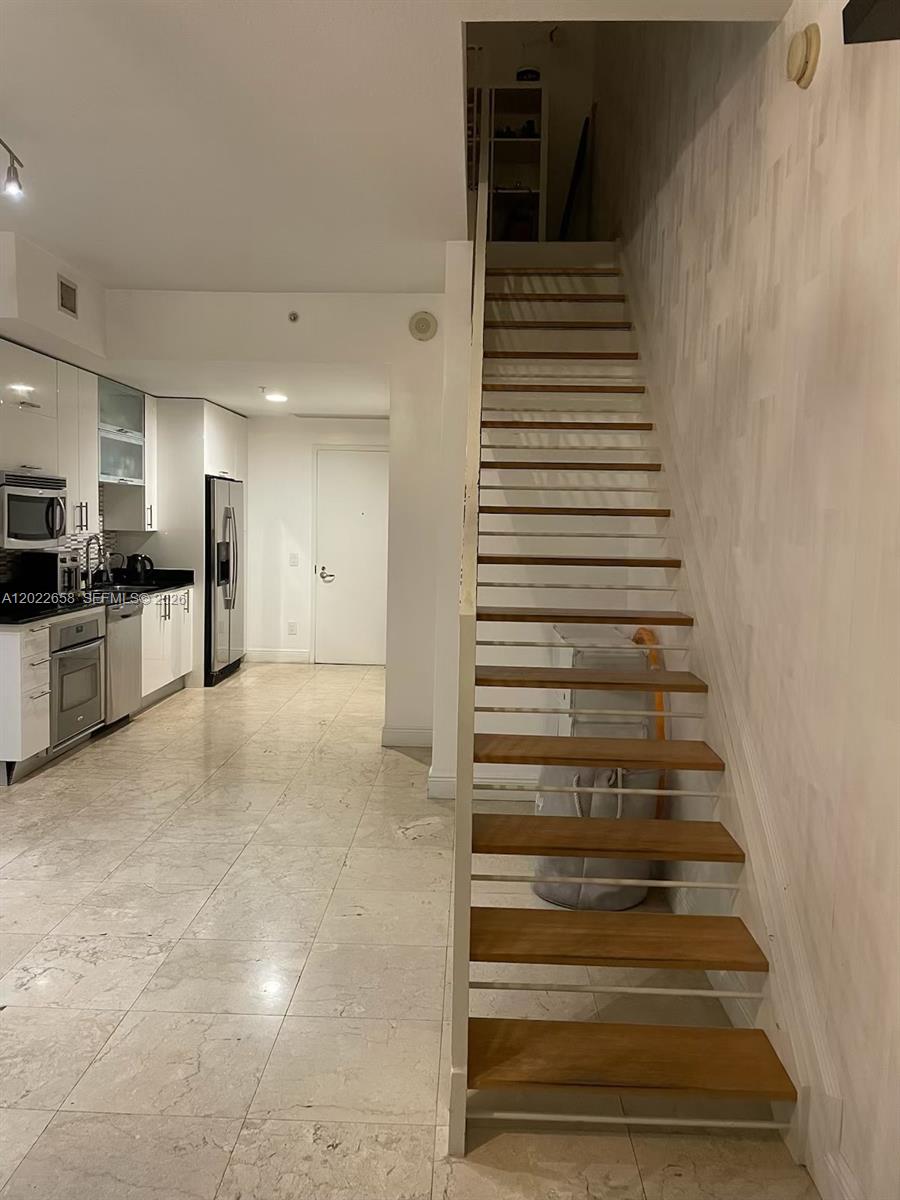 INFINITY AT BRICKELL COND - Residential