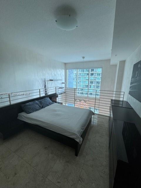 INFINITY AT BRICKELL COND - Residential