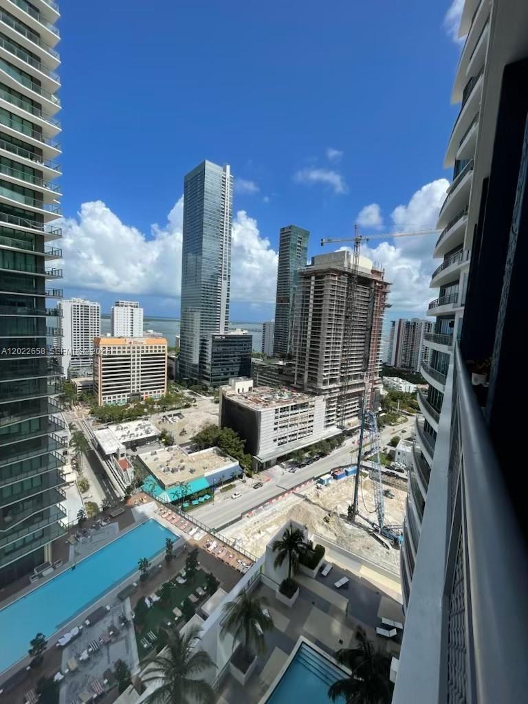 INFINITY AT BRICKELL COND - Residential