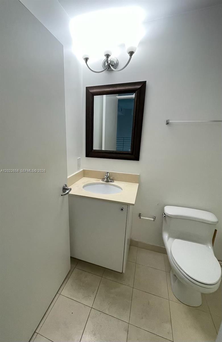 INFINITY AT BRICKELL COND - Residential