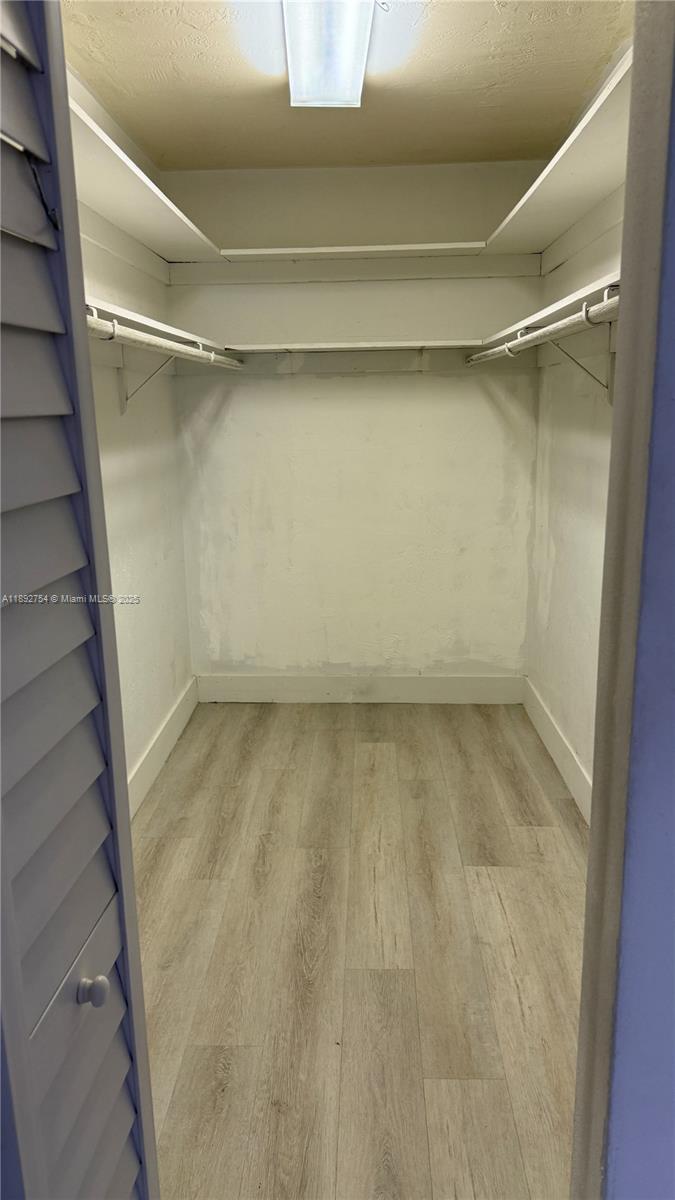 WOODSIDE IN KENDALL CONDO - Residential Lease