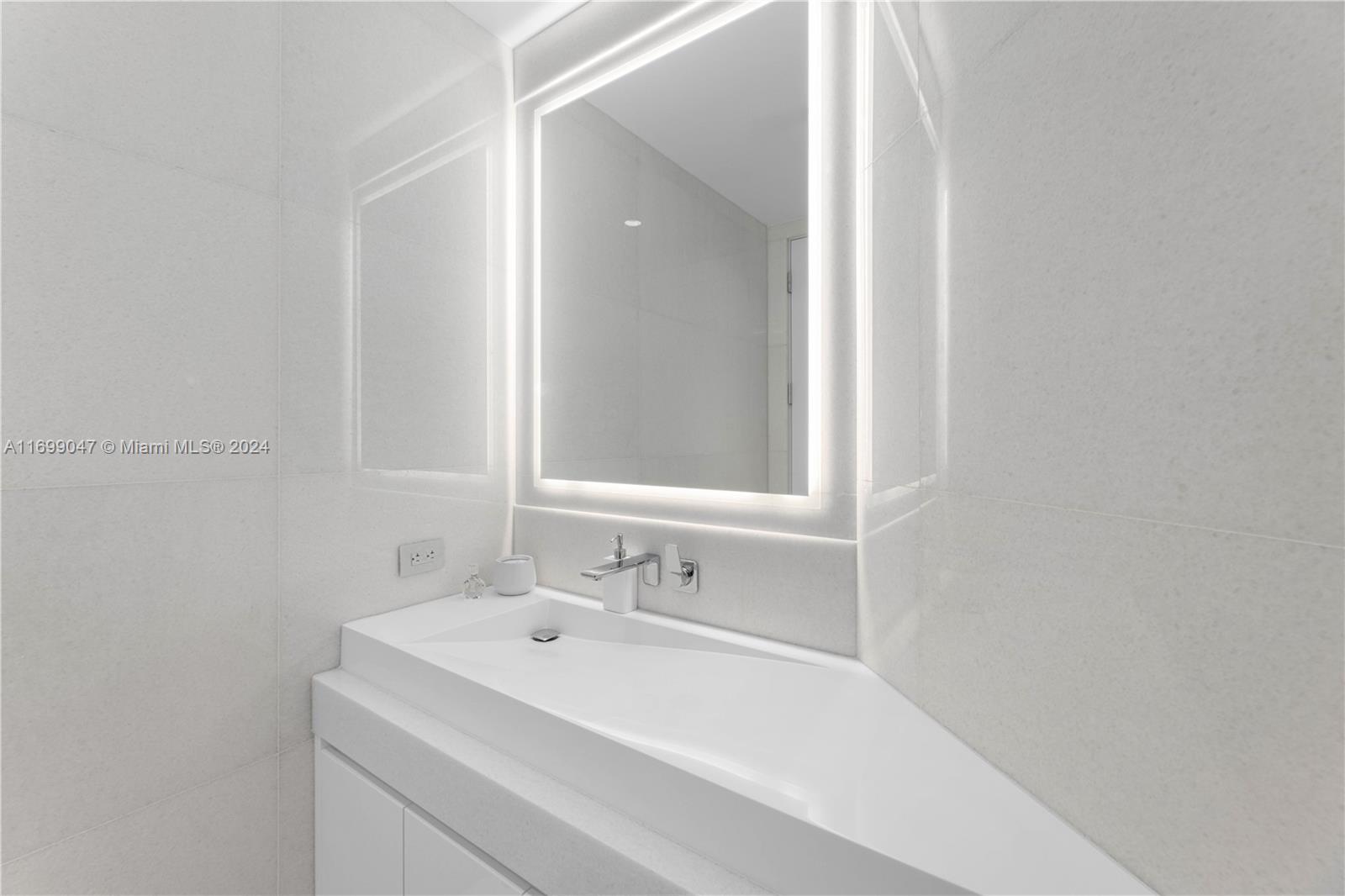 Estates at Acqualina North - Residential