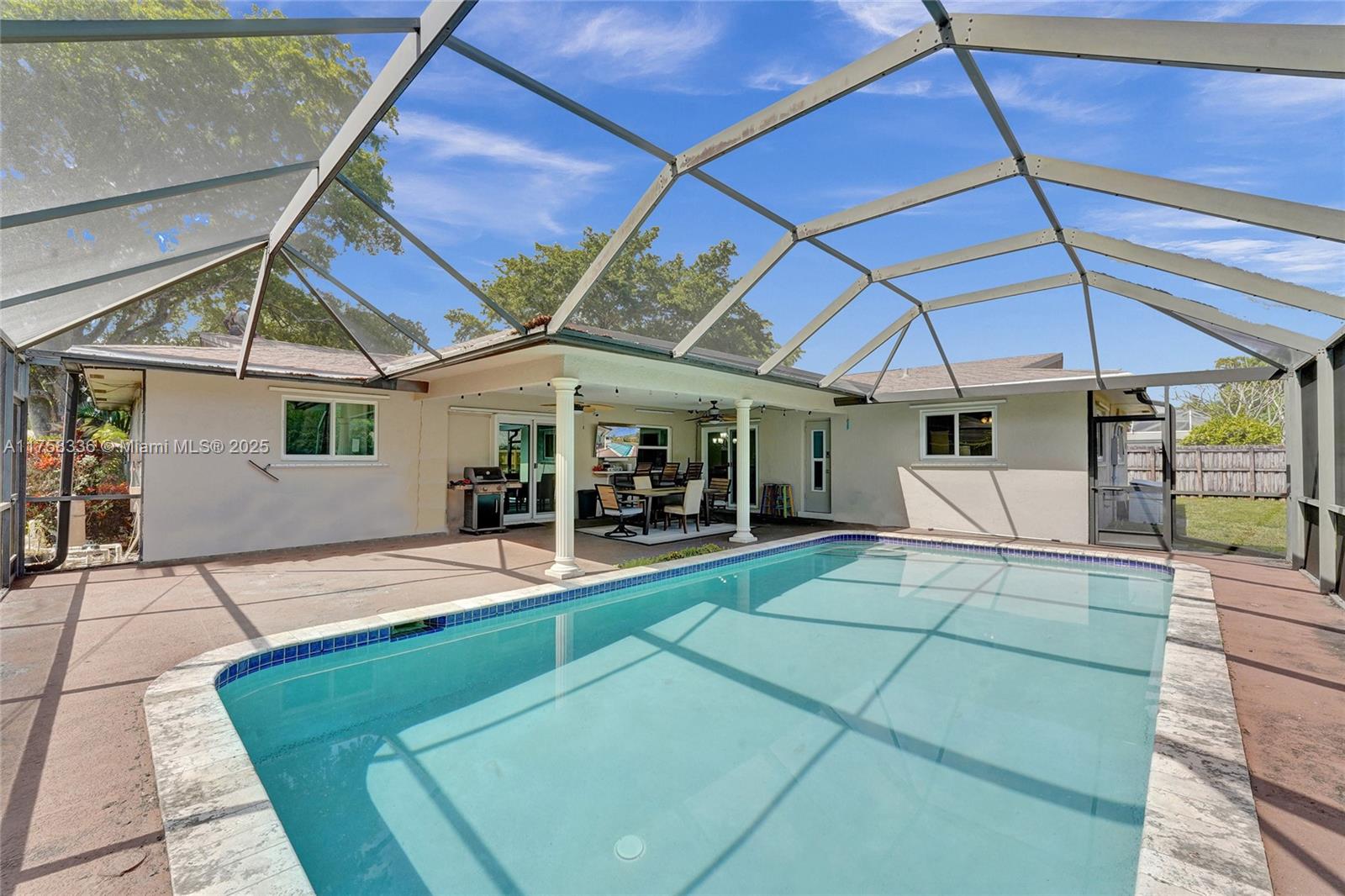 620 NW 71st Ave
