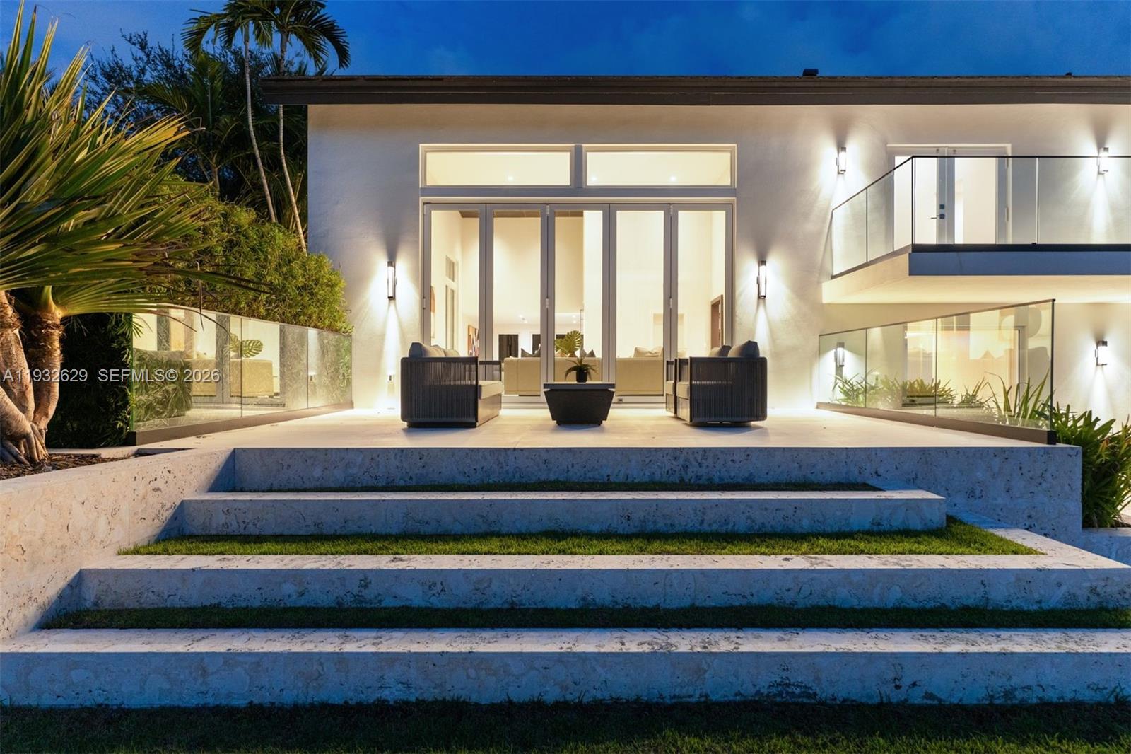 SUNRISE HARBOUR REV PL - Residential