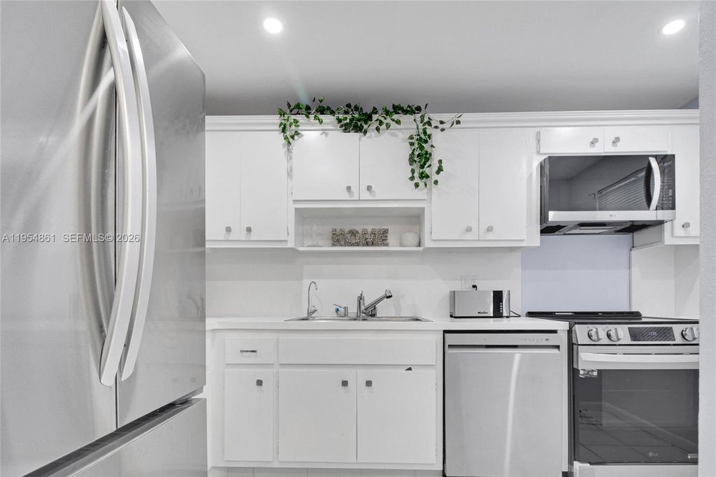 Photo of 555 NW 4th Ave #4150, Boca Raton, FL 33432 (MLS # A11954861)