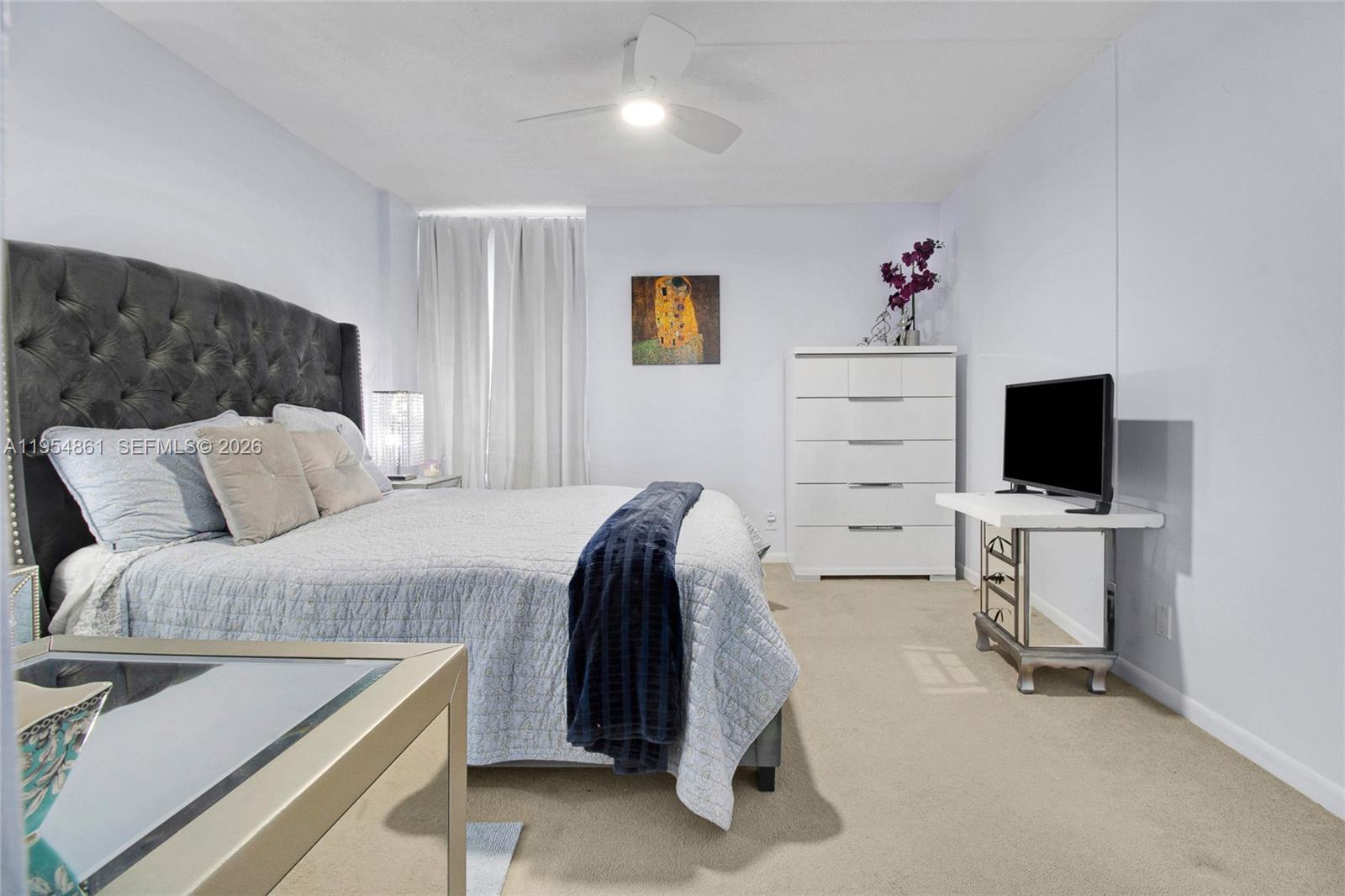 STARLITE CONDO - Residential