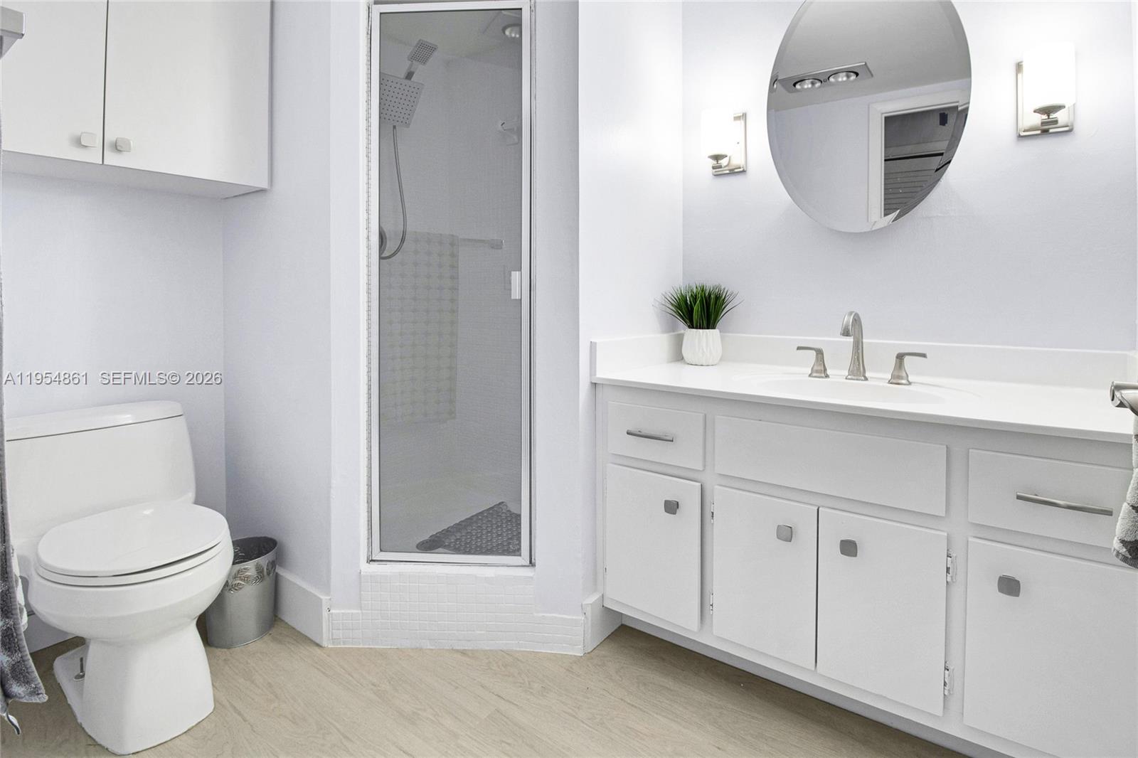 STARLITE CONDO - Residential