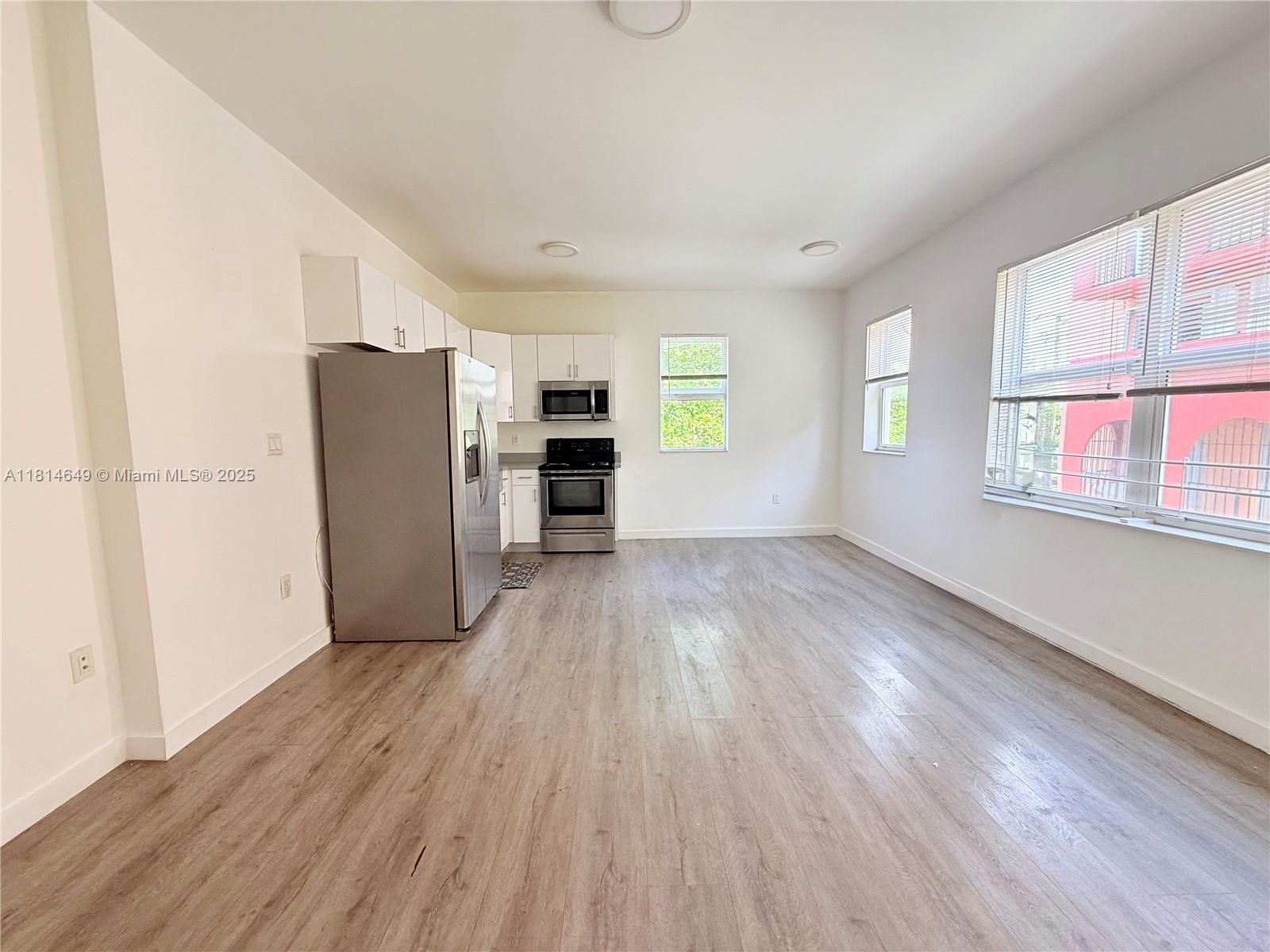 402 NW 12th Ave 209