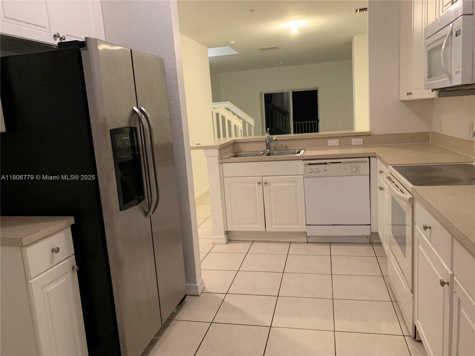 PRESERVE AT BOYNTON BEACH - Residential Lease