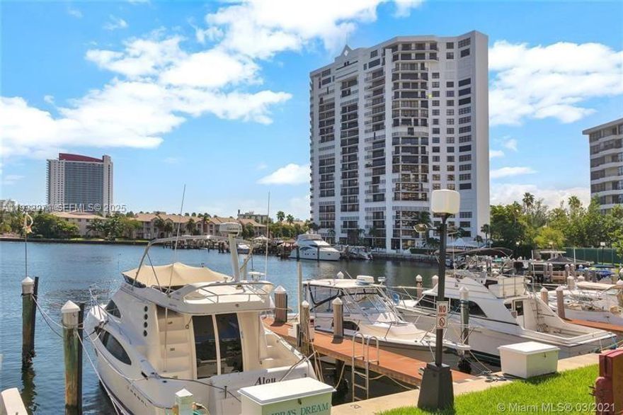 Large 2/2 in the heart of Hallandale Beach. The unit has expansive views and has large walk in closets.  It is 5 min from the beach and Gulfstream Park and Aventura Mall. Steps to several international shoppes and restaurants. The Olympus has 2 pools, tennis courts and a newly renovated fitness center.  Unit is currently rented with great tenant. The property is great for an investor