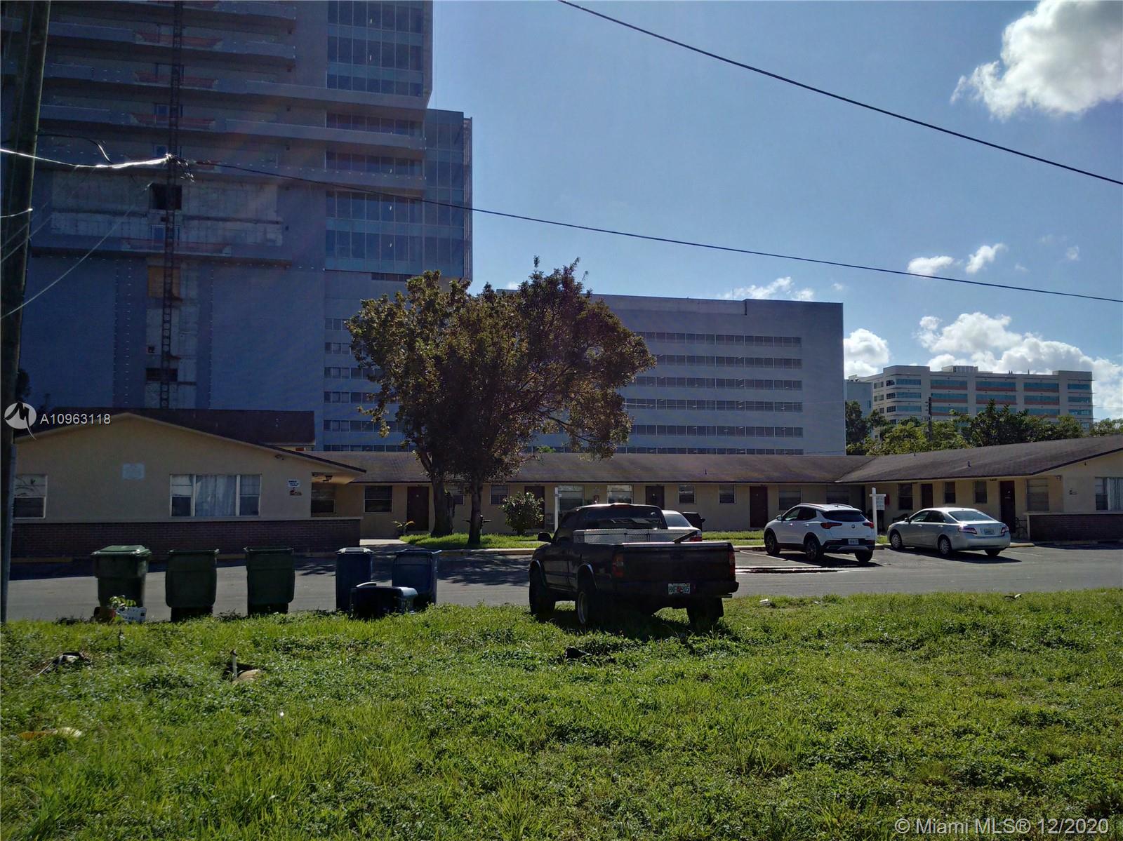 HALLANDALE PARK - Residential Income