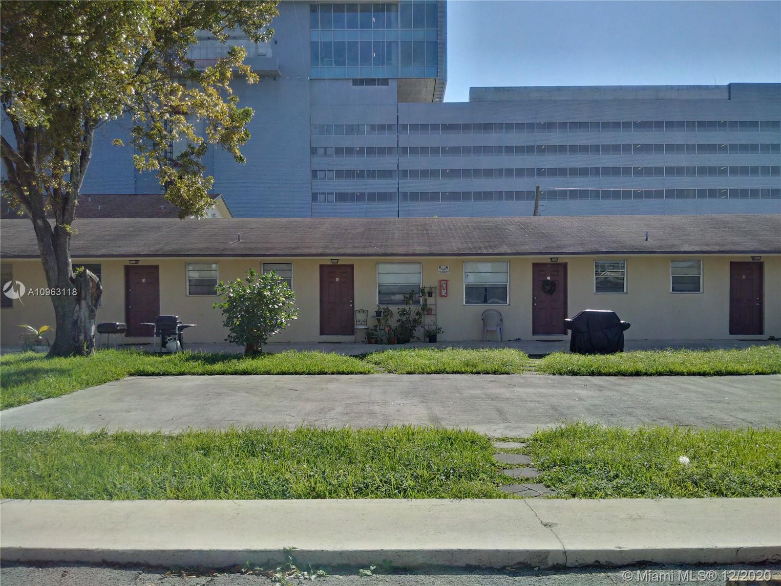 HALLANDALE PARK - Residential Income