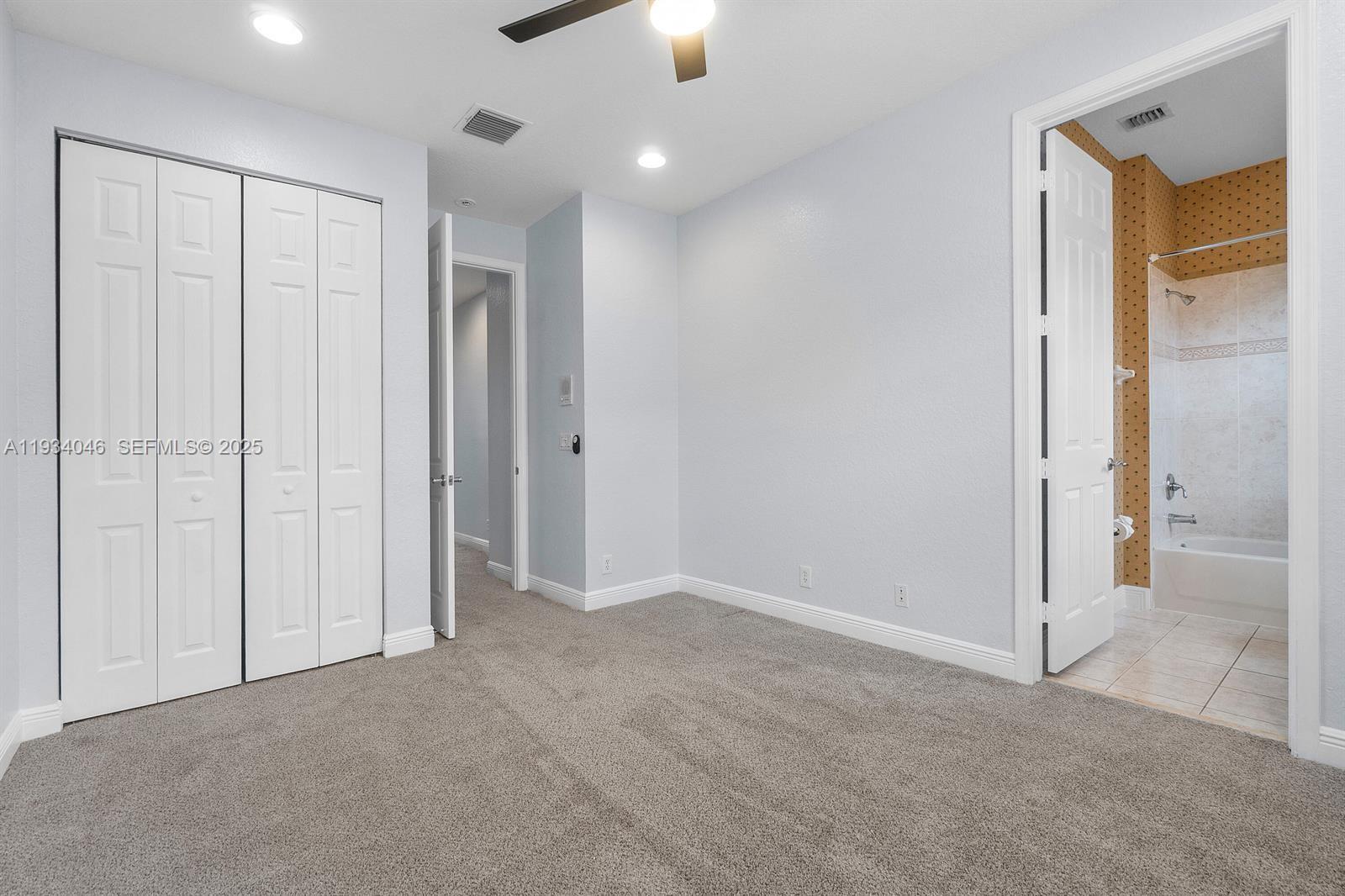 OSCEOLA WOODS - Residential