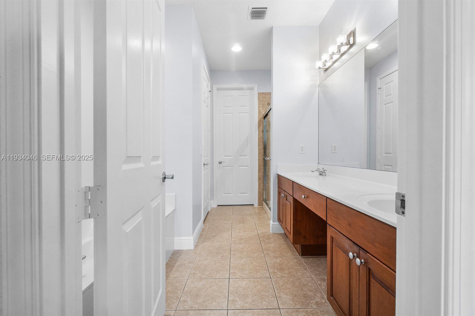 OSCEOLA WOODS - Residential