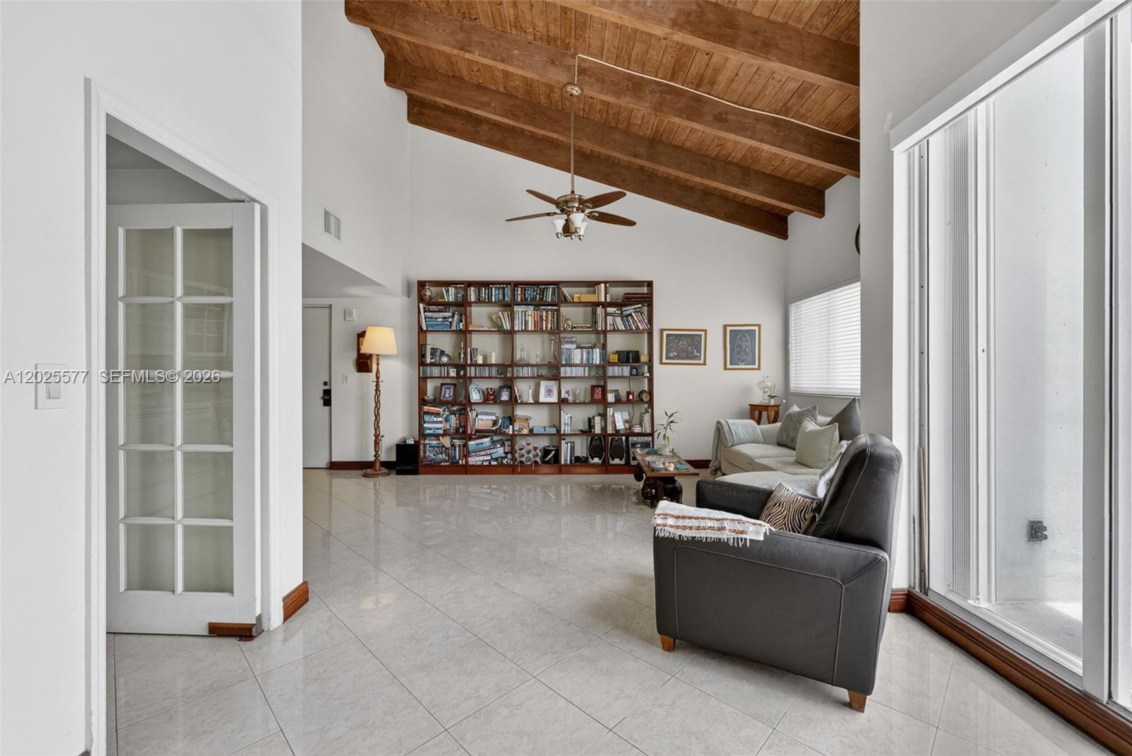 50 Ocean Lane Dr PH601