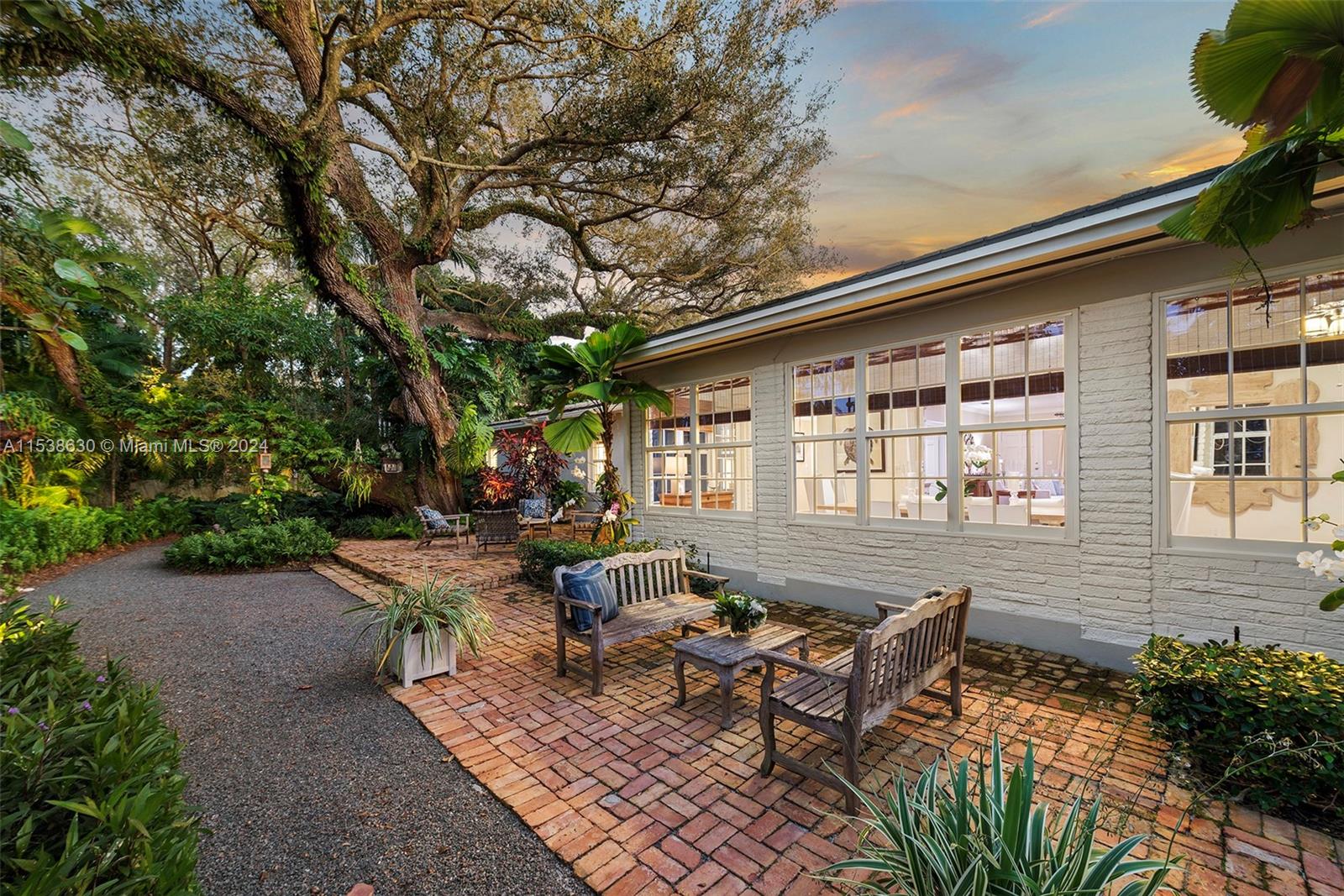 CORAL GABLES COUNTRY CLUB - Residential