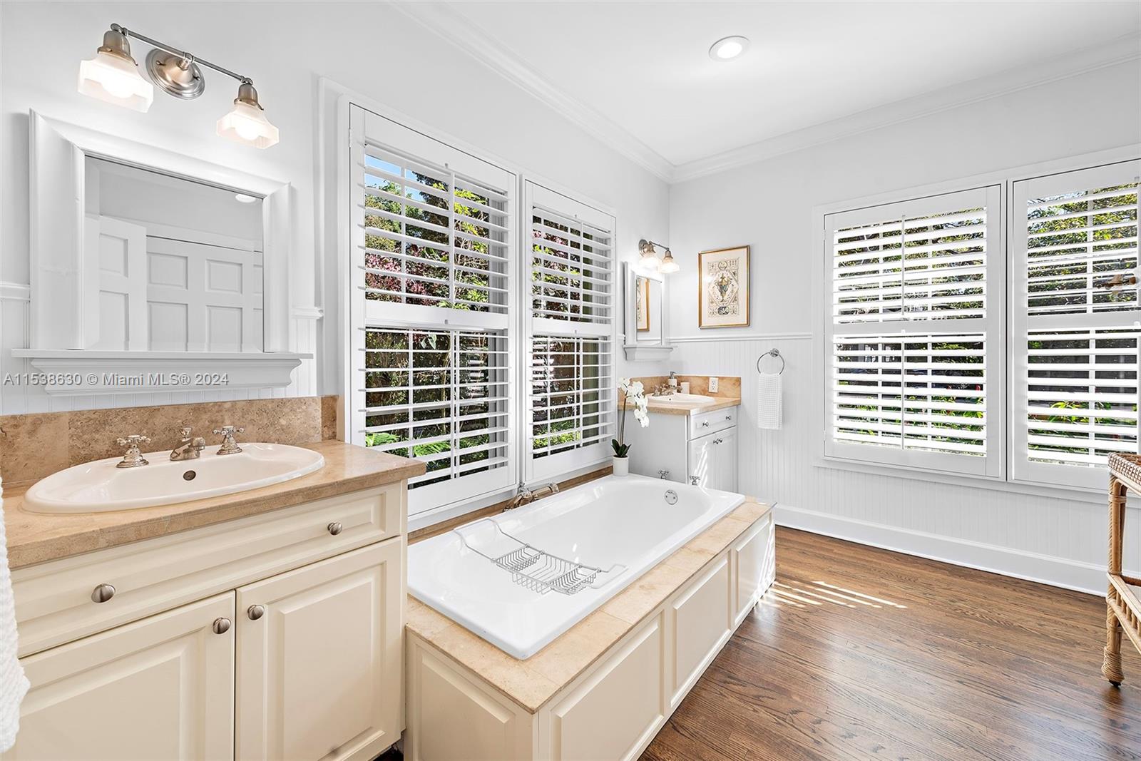 CORAL GABLES COUNTRY CLUB - Residential