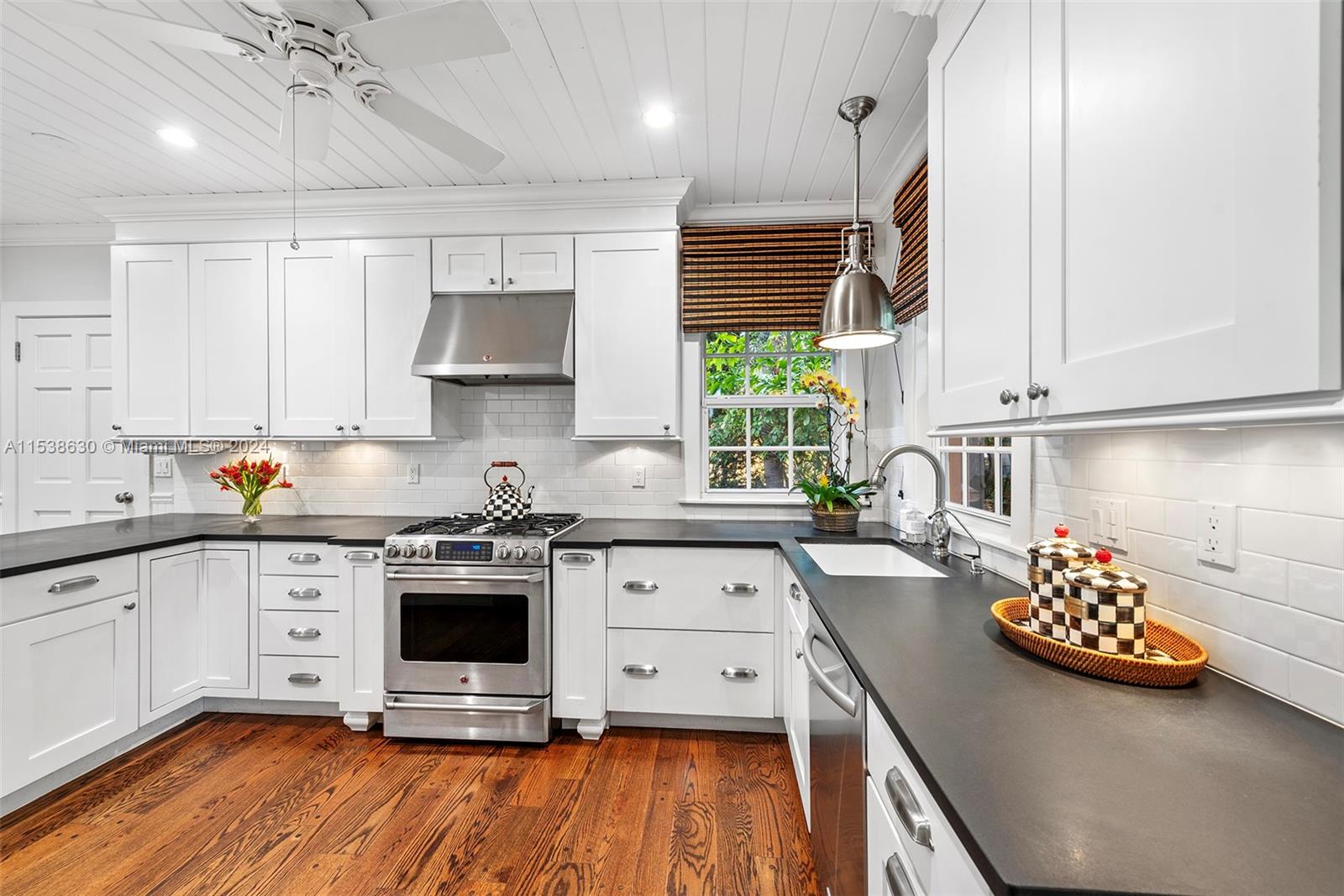 CORAL GABLES COUNTRY CLUB - Residential