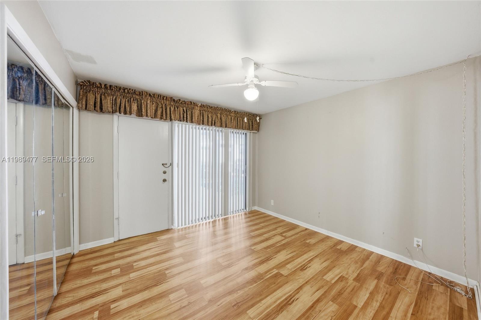 FALLS OF INVERRARY - Residential