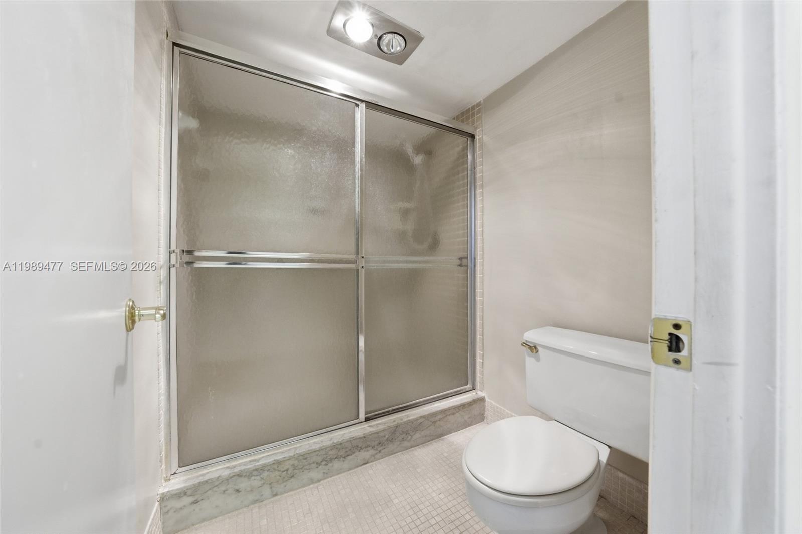 FALLS OF INVERRARY - Residential