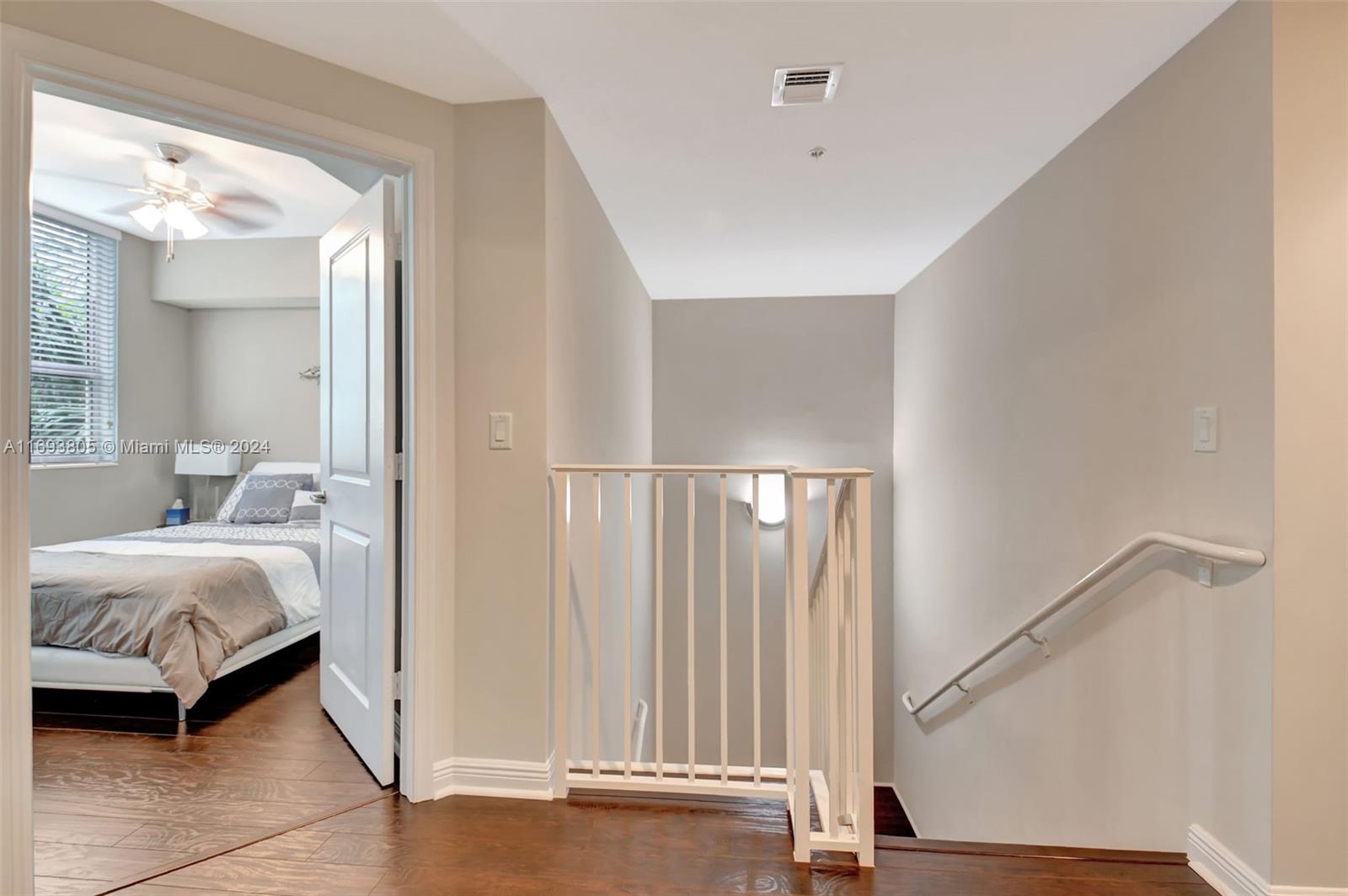 CASA COSTA CONDO - Residential