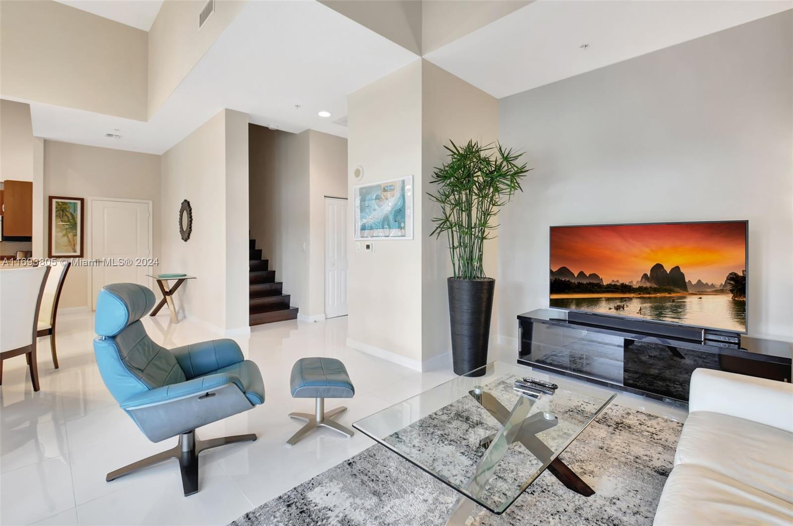 View photos, virtual tours, details... 350 N Federal Hwy 104S